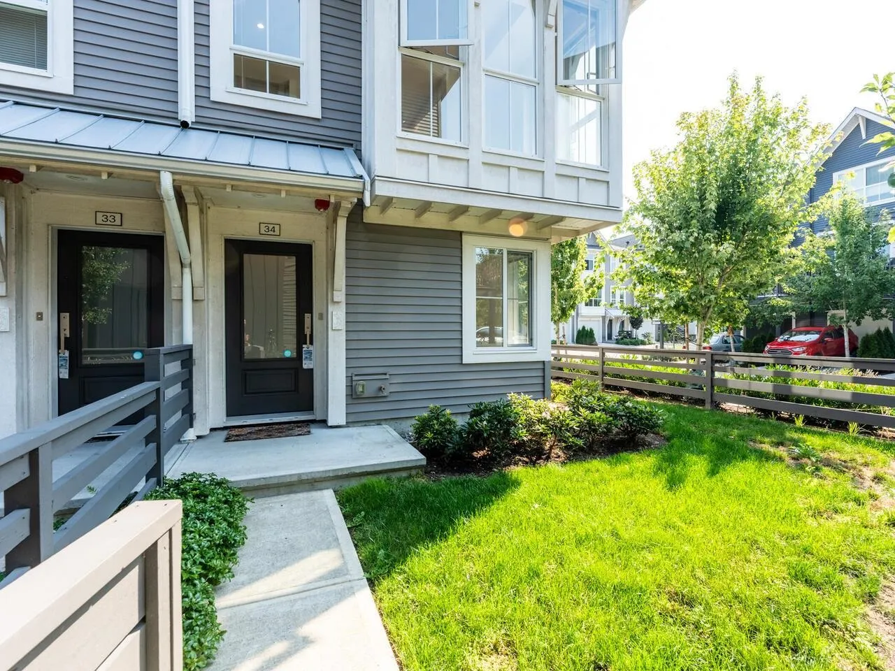 34 4726 Orca Way