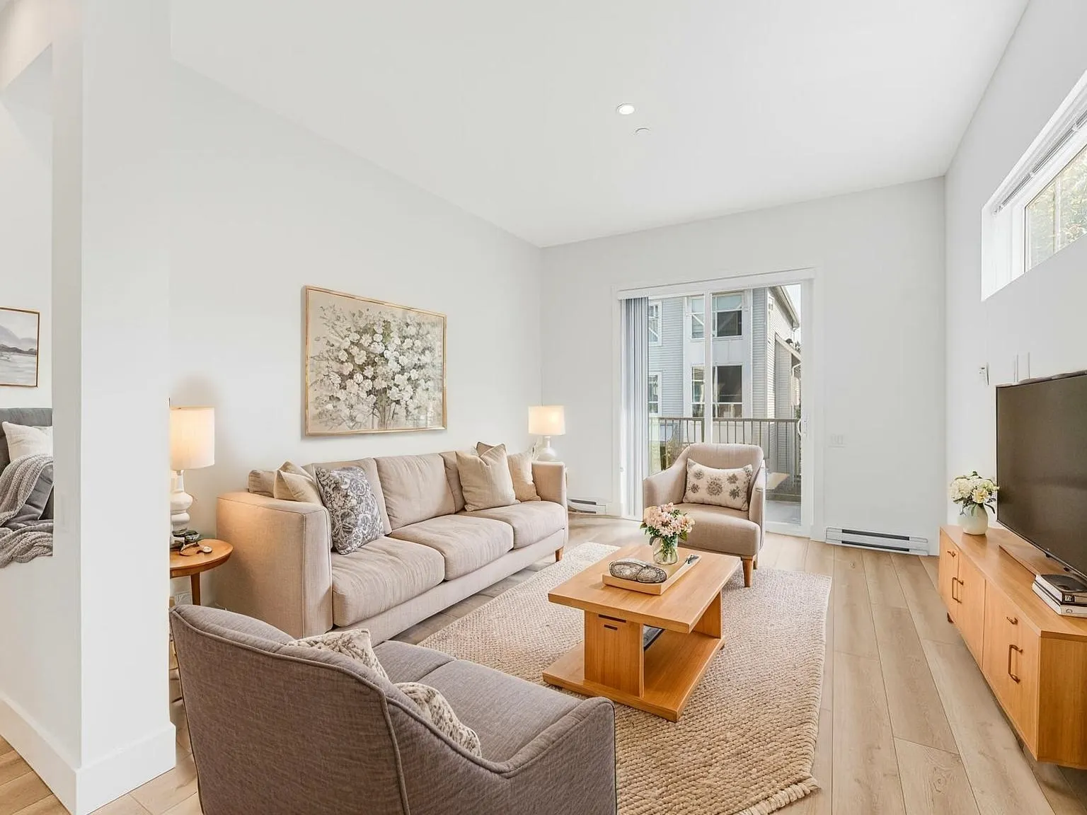 34 4726 Orca Way