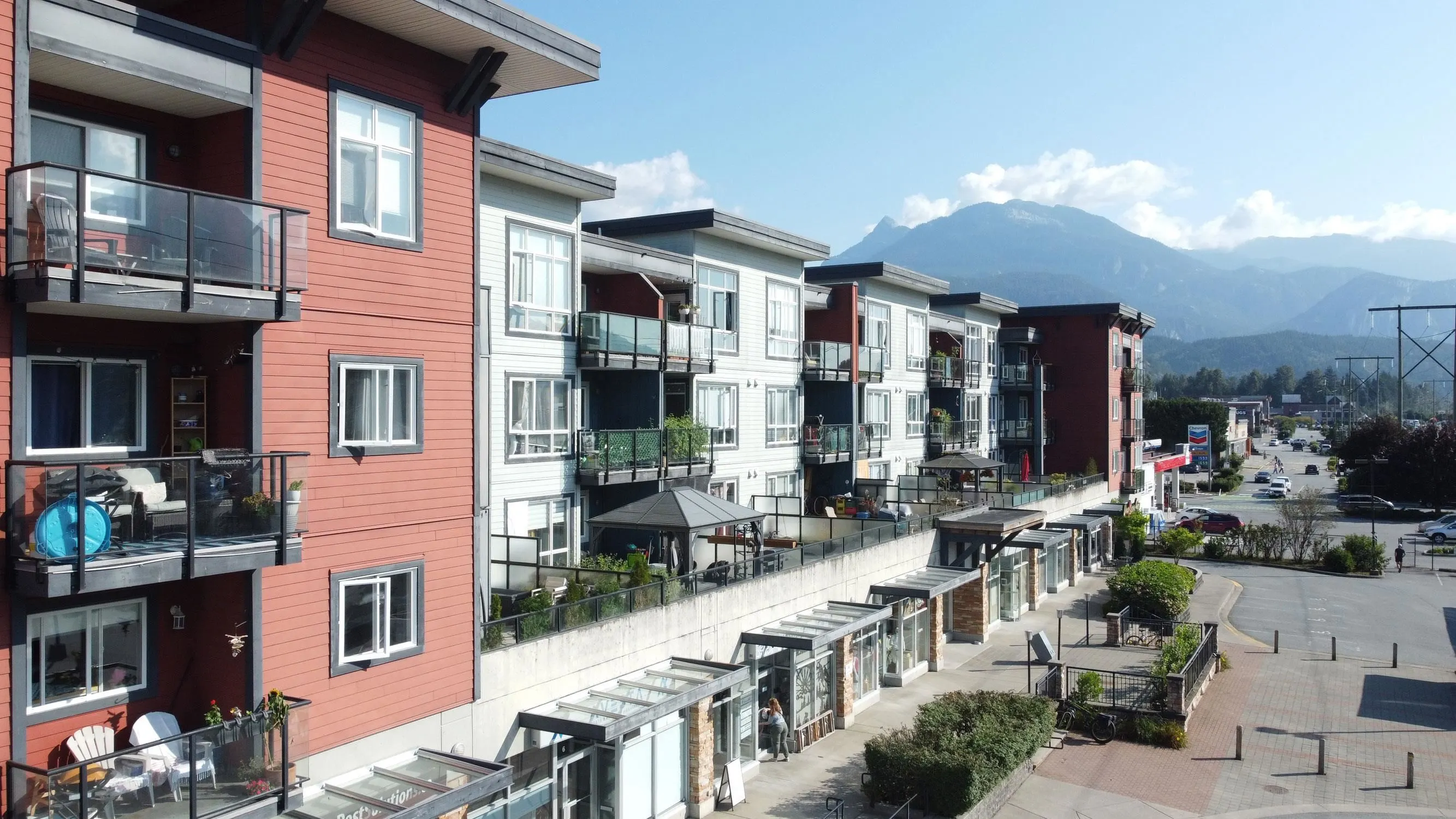 215 40437 Tantalus Road