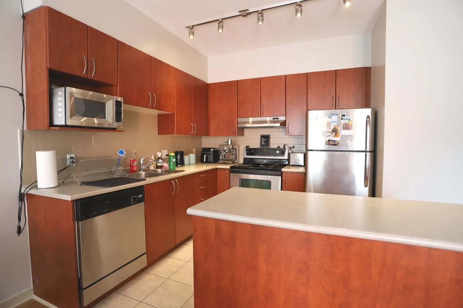 215 40437 Tantalus Road