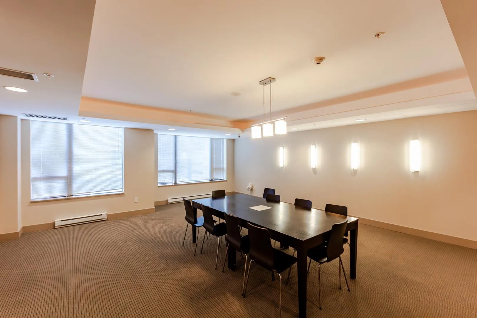 1602 4182 Dawson Street
