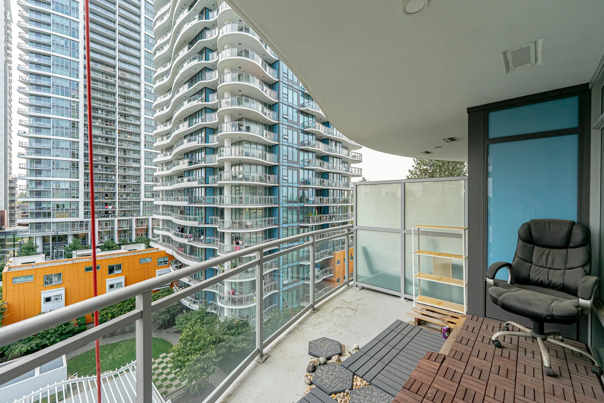 806 13318 104 Avenue