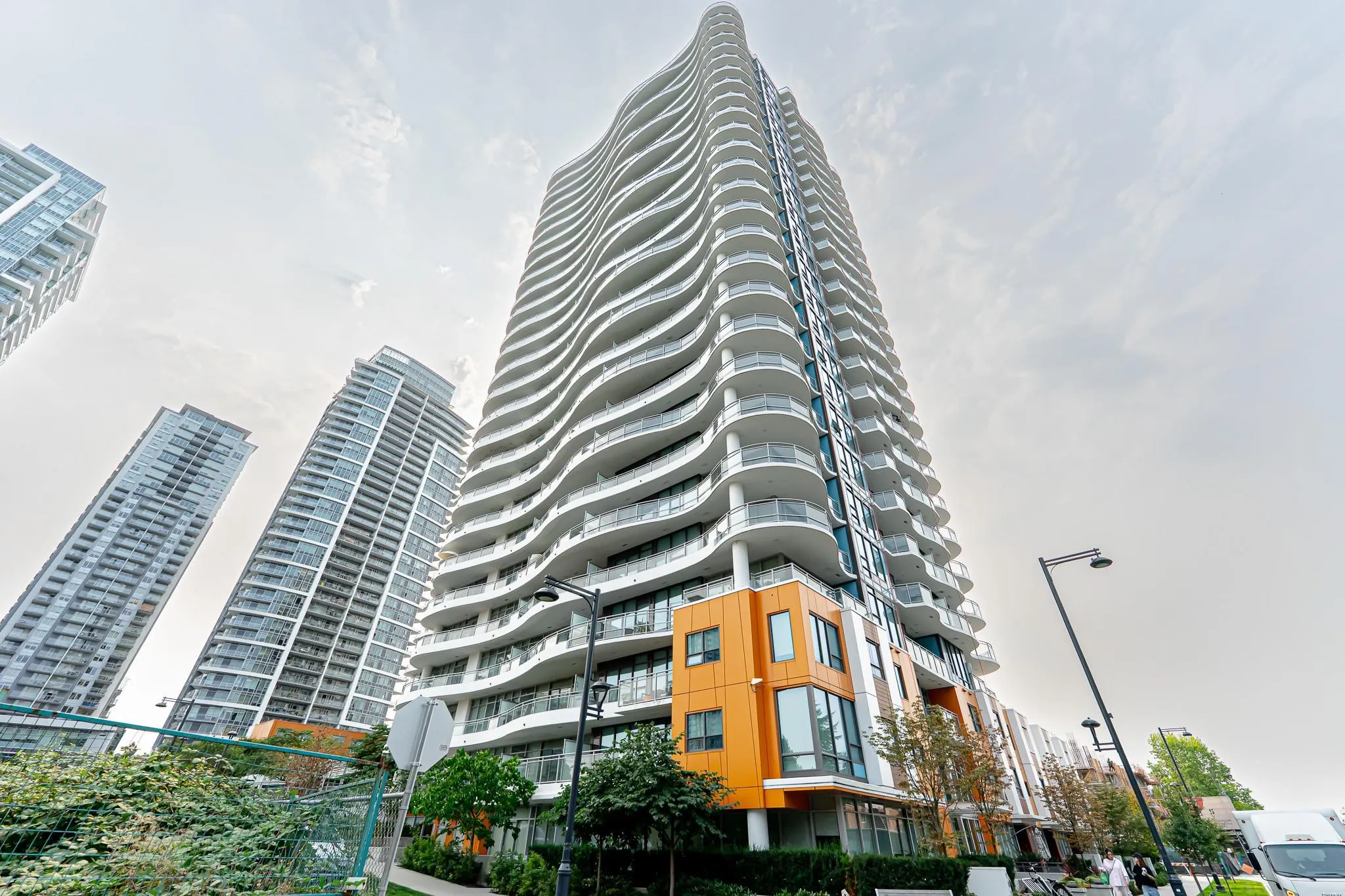 806 13318 104 Avenue