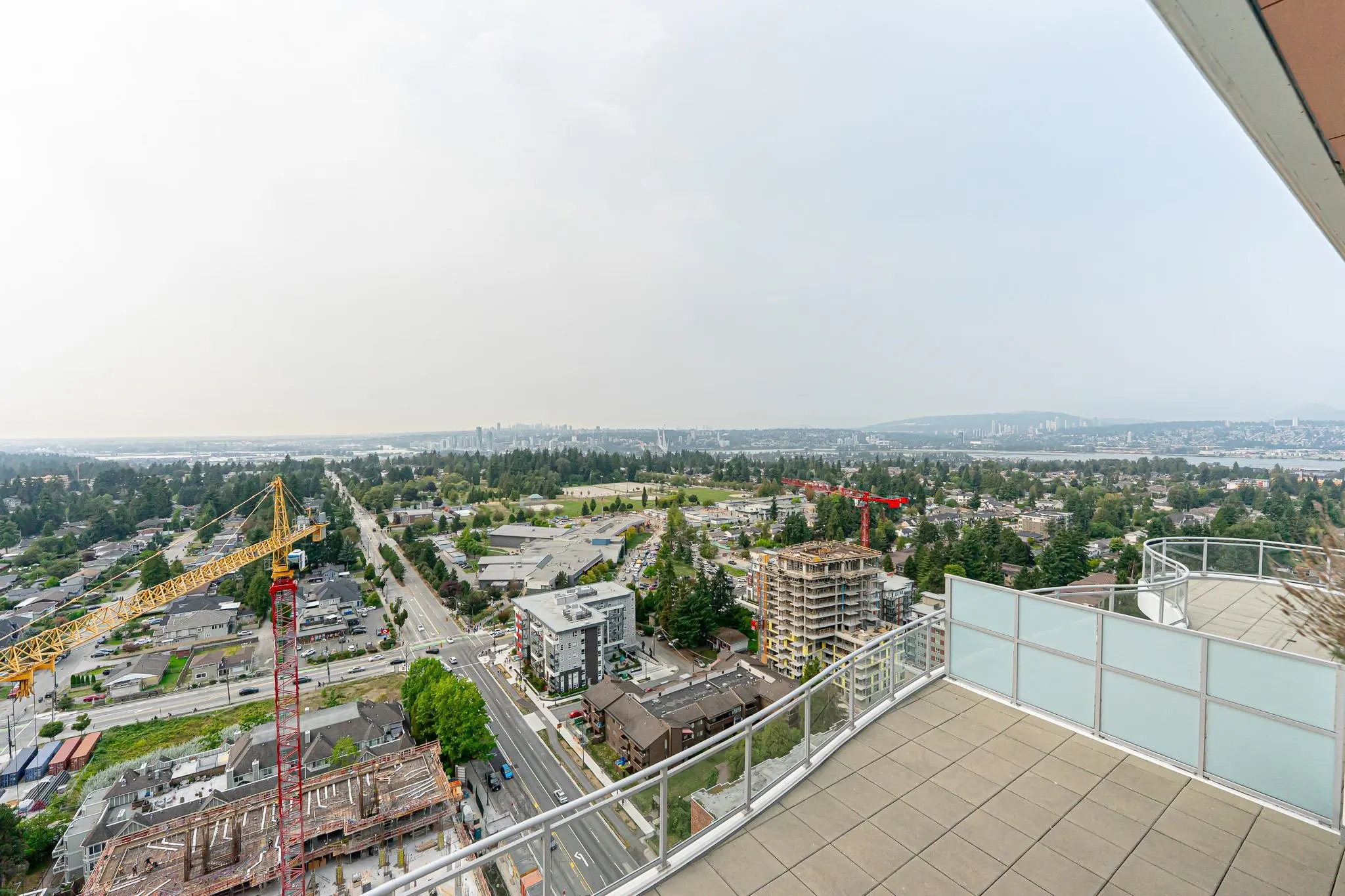 806 13318 104 Avenue