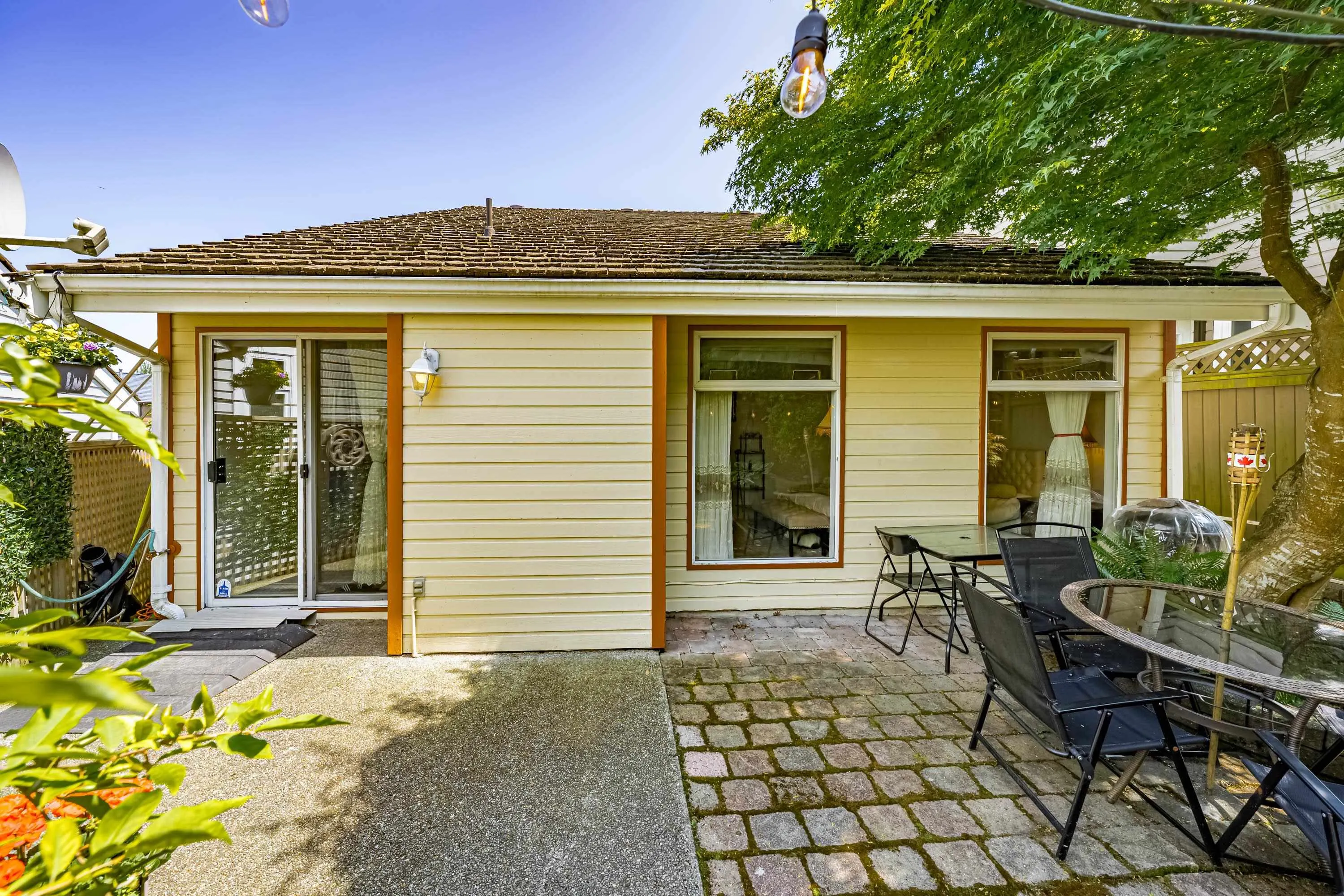 1472 Village Green Wynd