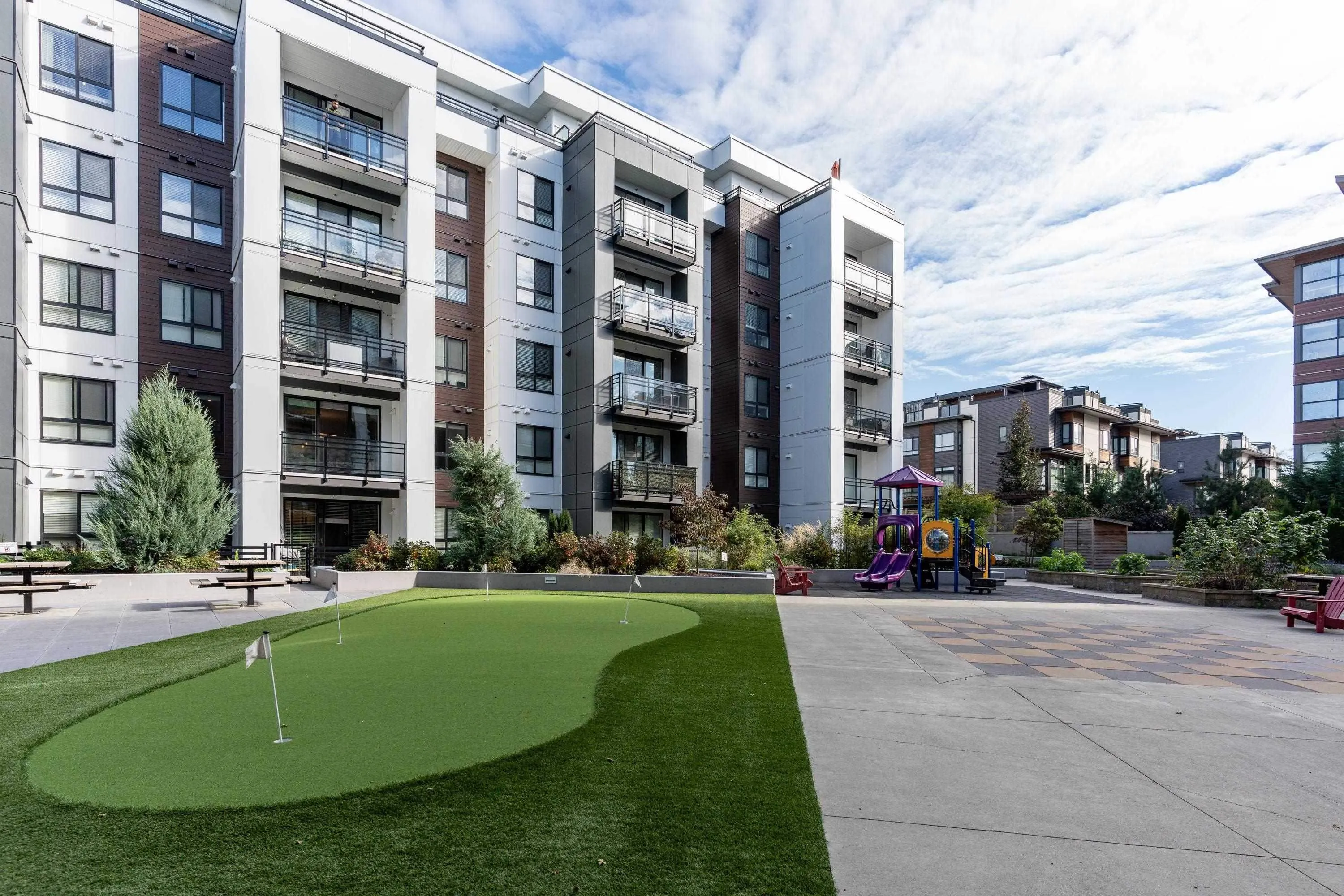 B302 20838 78b Avenue