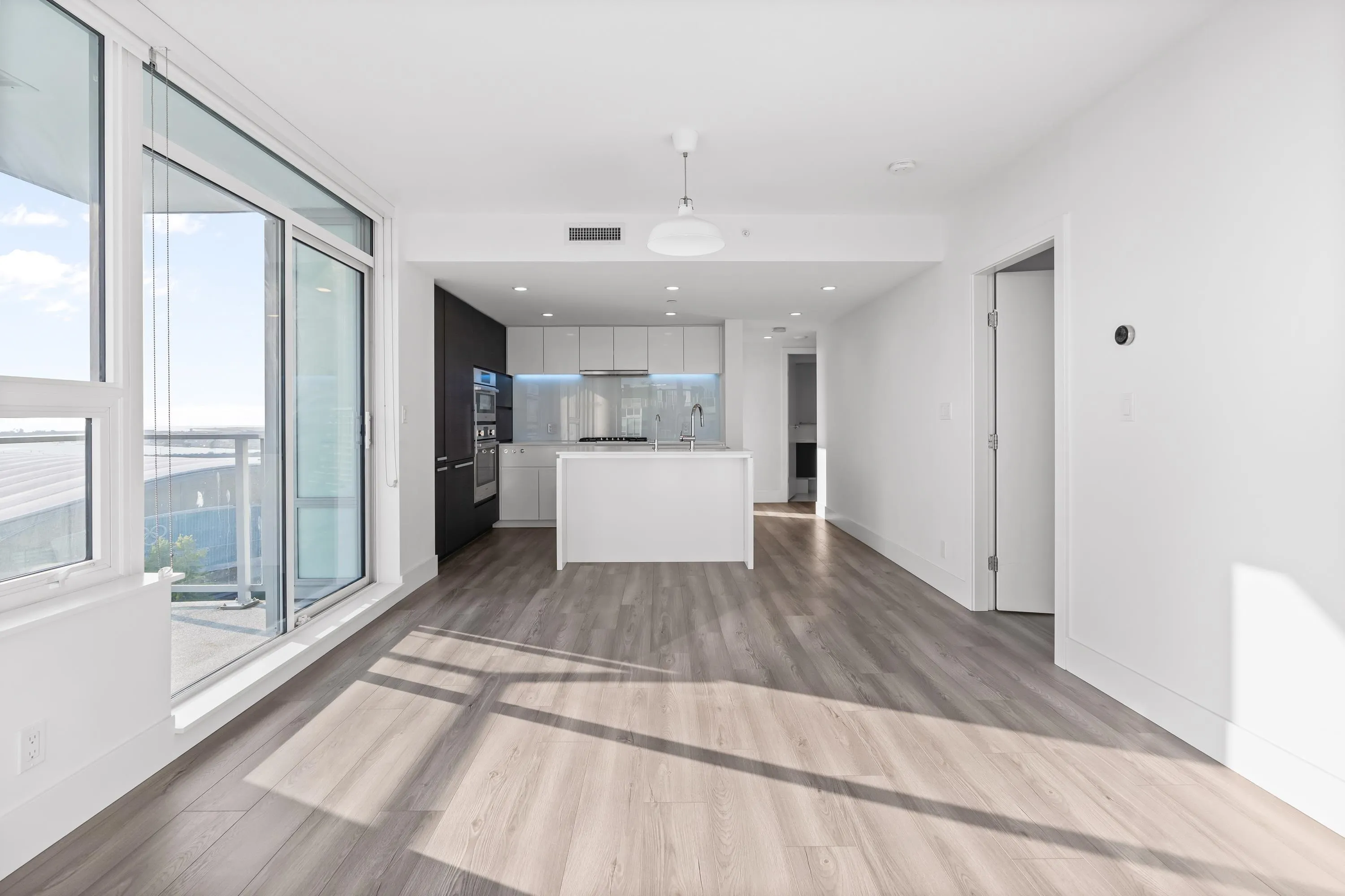 1403 5508 Hollybridge Way