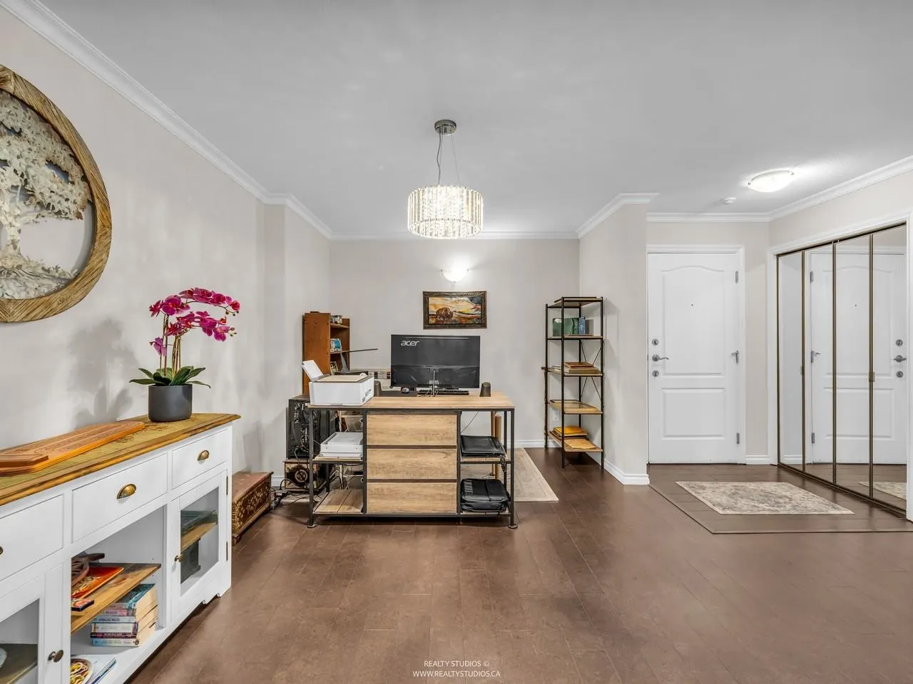 308 5776 200 Street