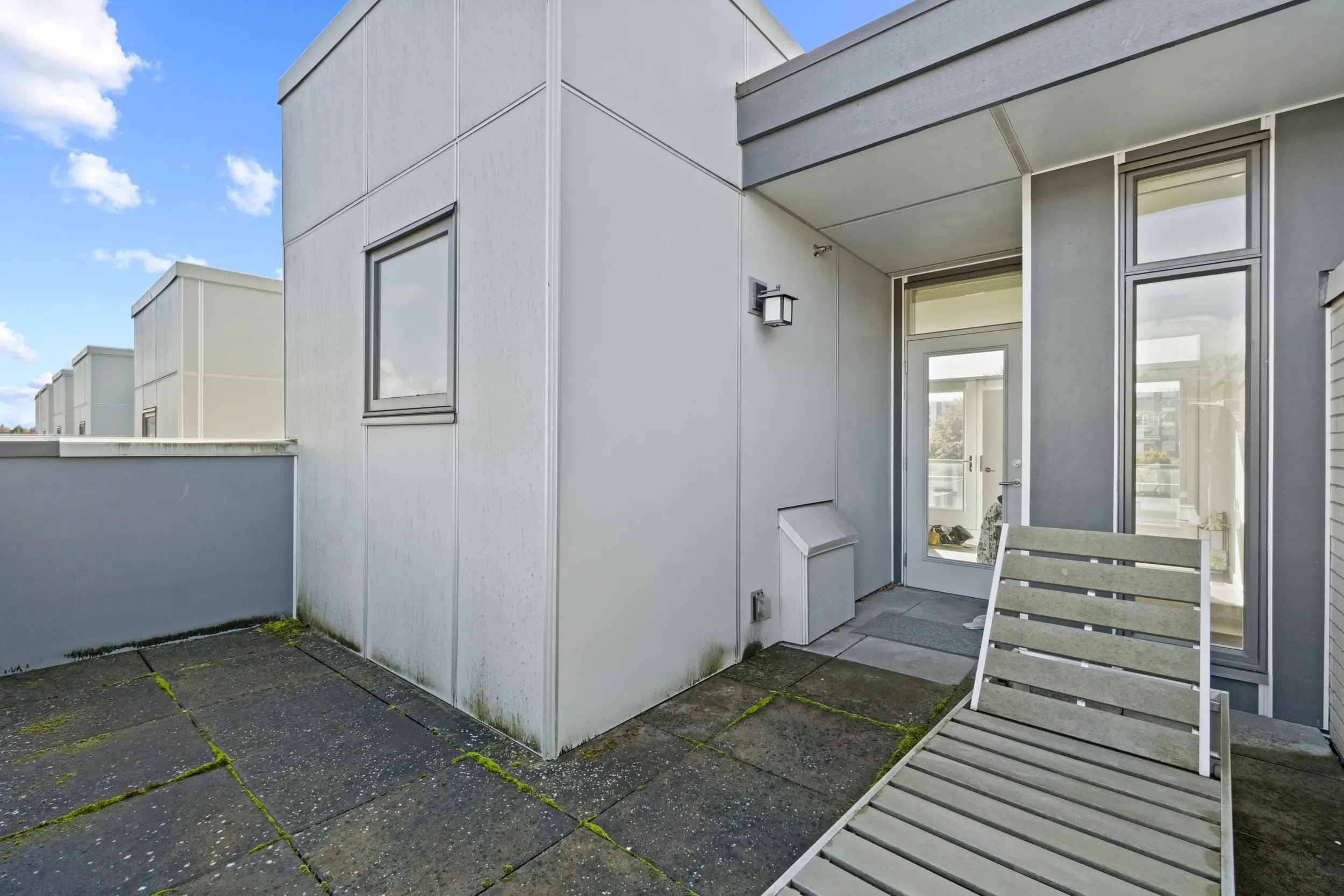 190 W 63rd Avenue
