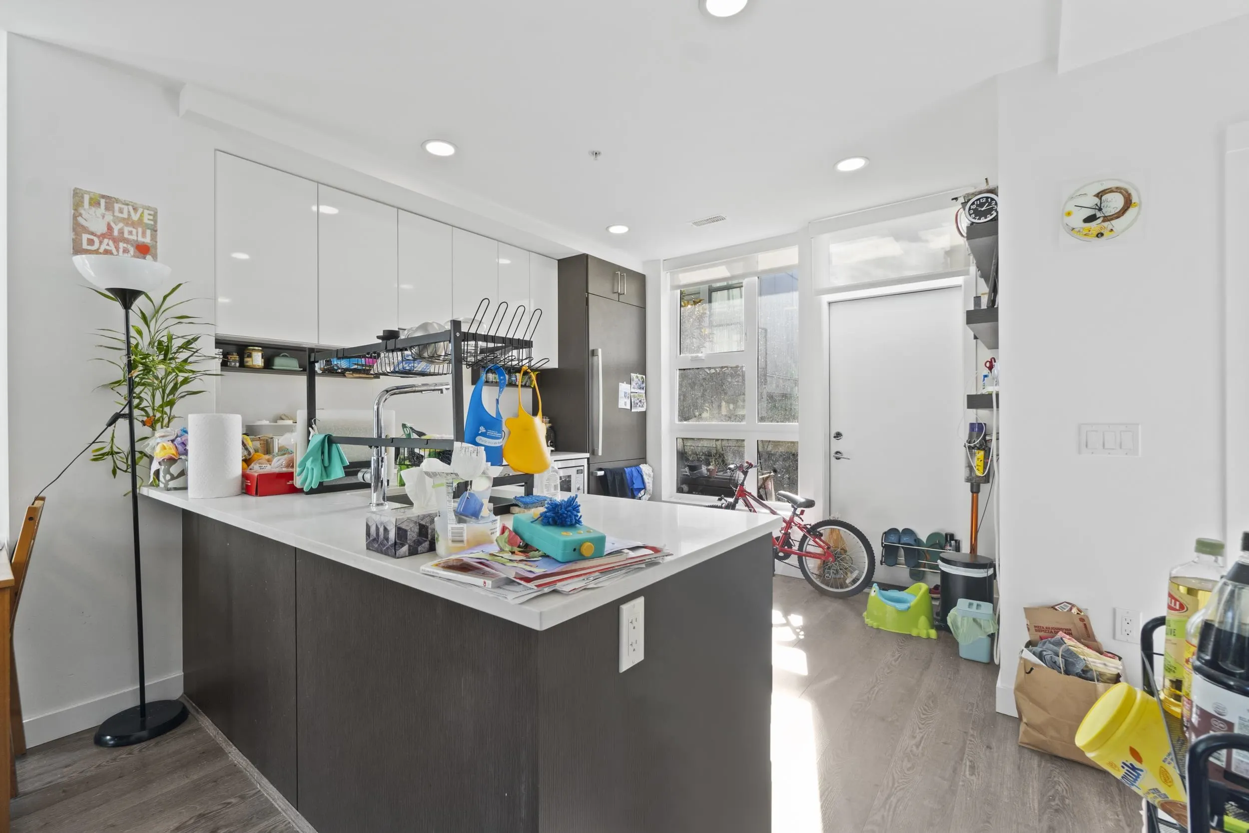 190 W 63rd Avenue