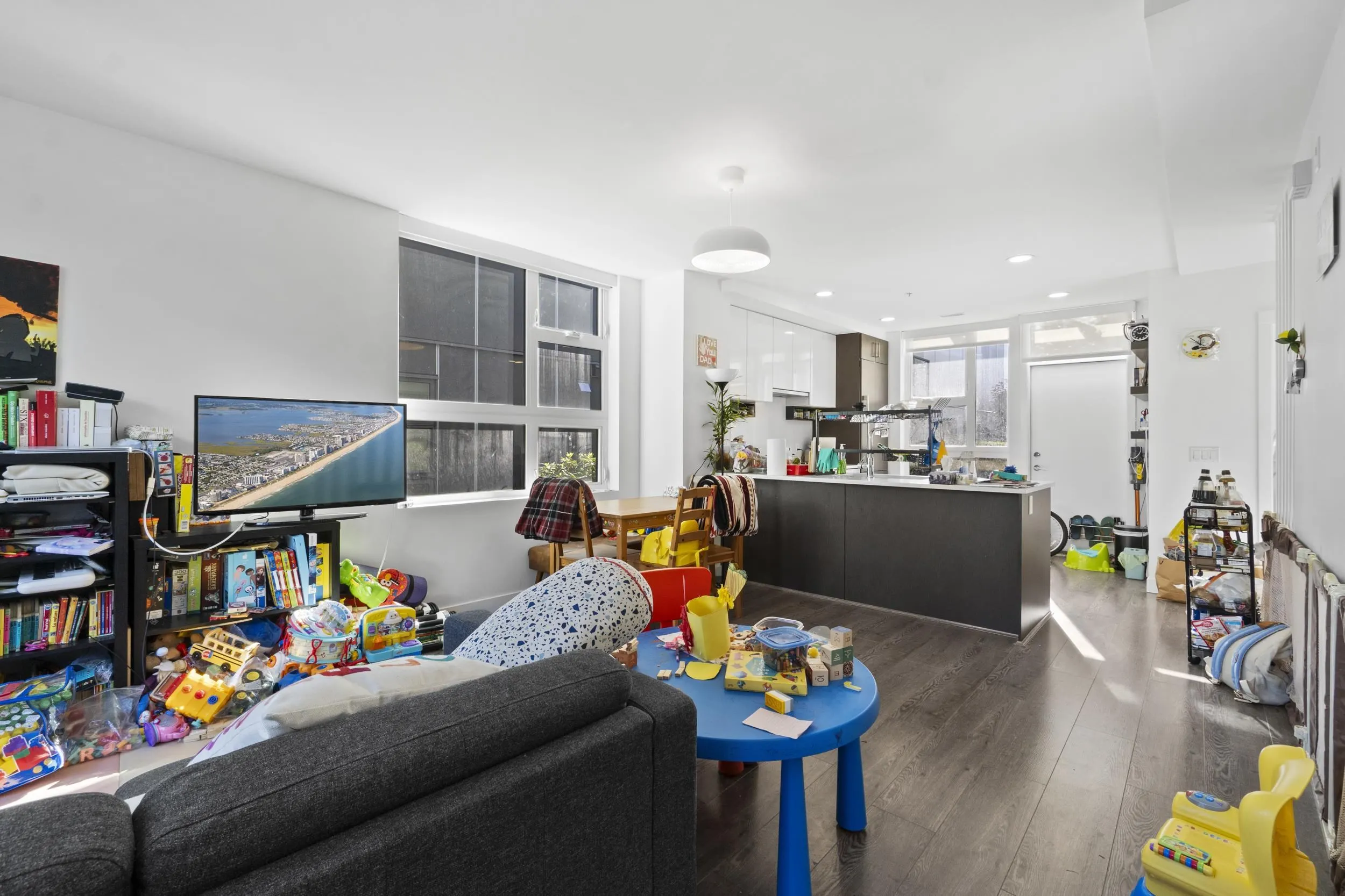 190 W 63rd Avenue