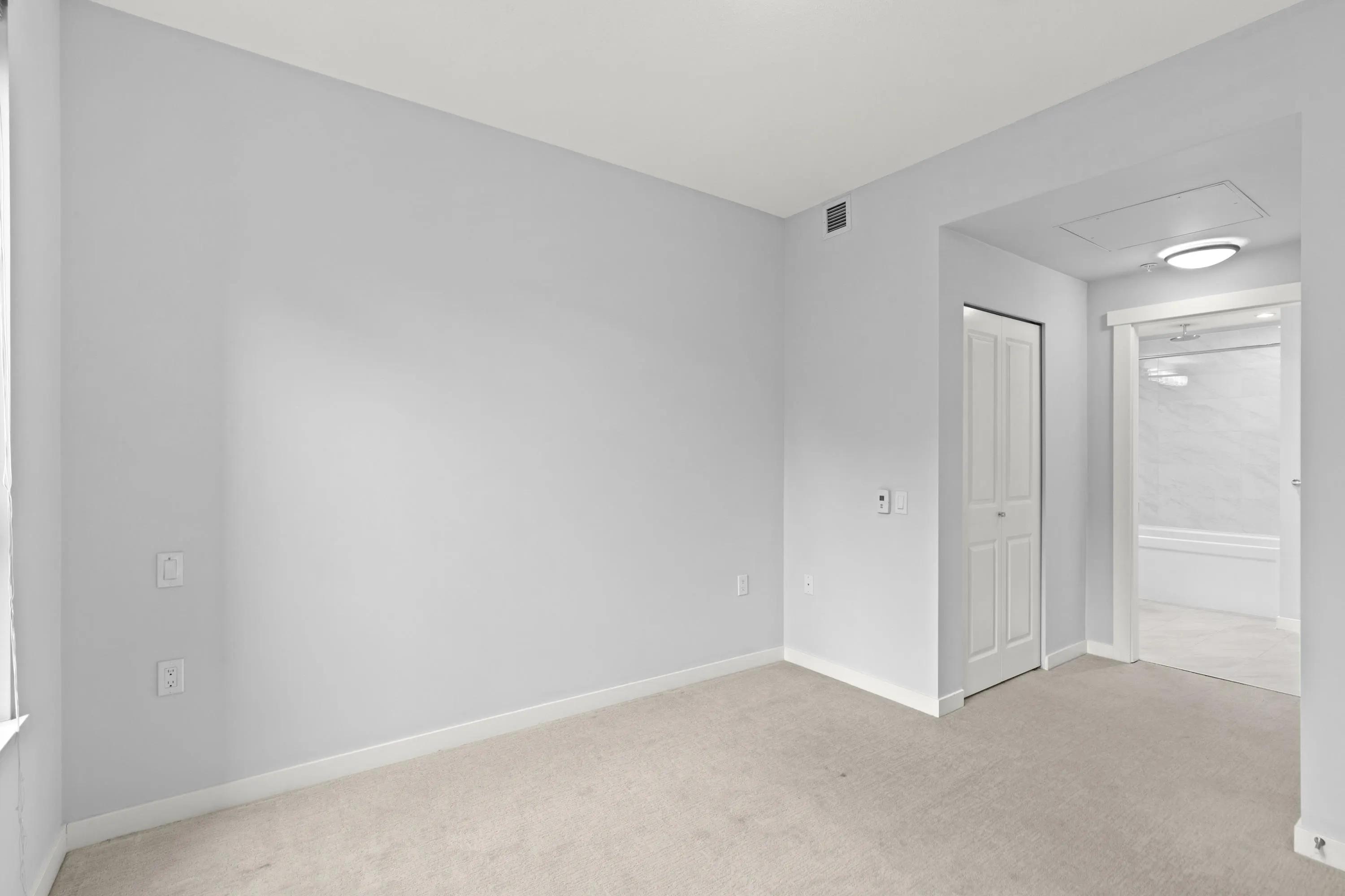 110 2663 Library Lane
