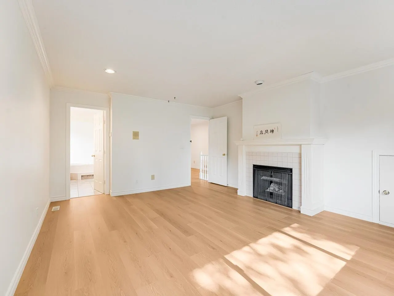 736 Clearwater Way