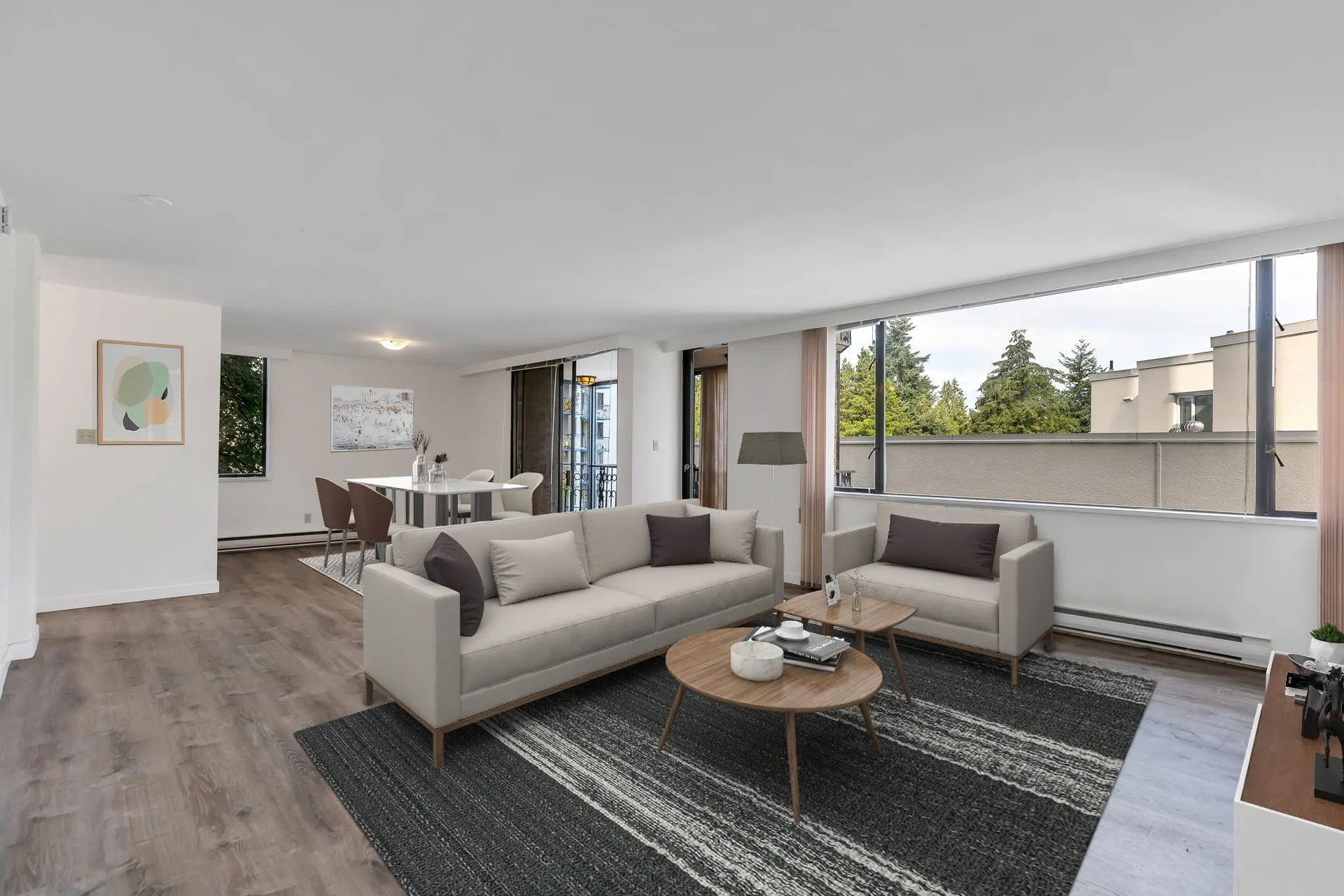 201 845 Chilco Street