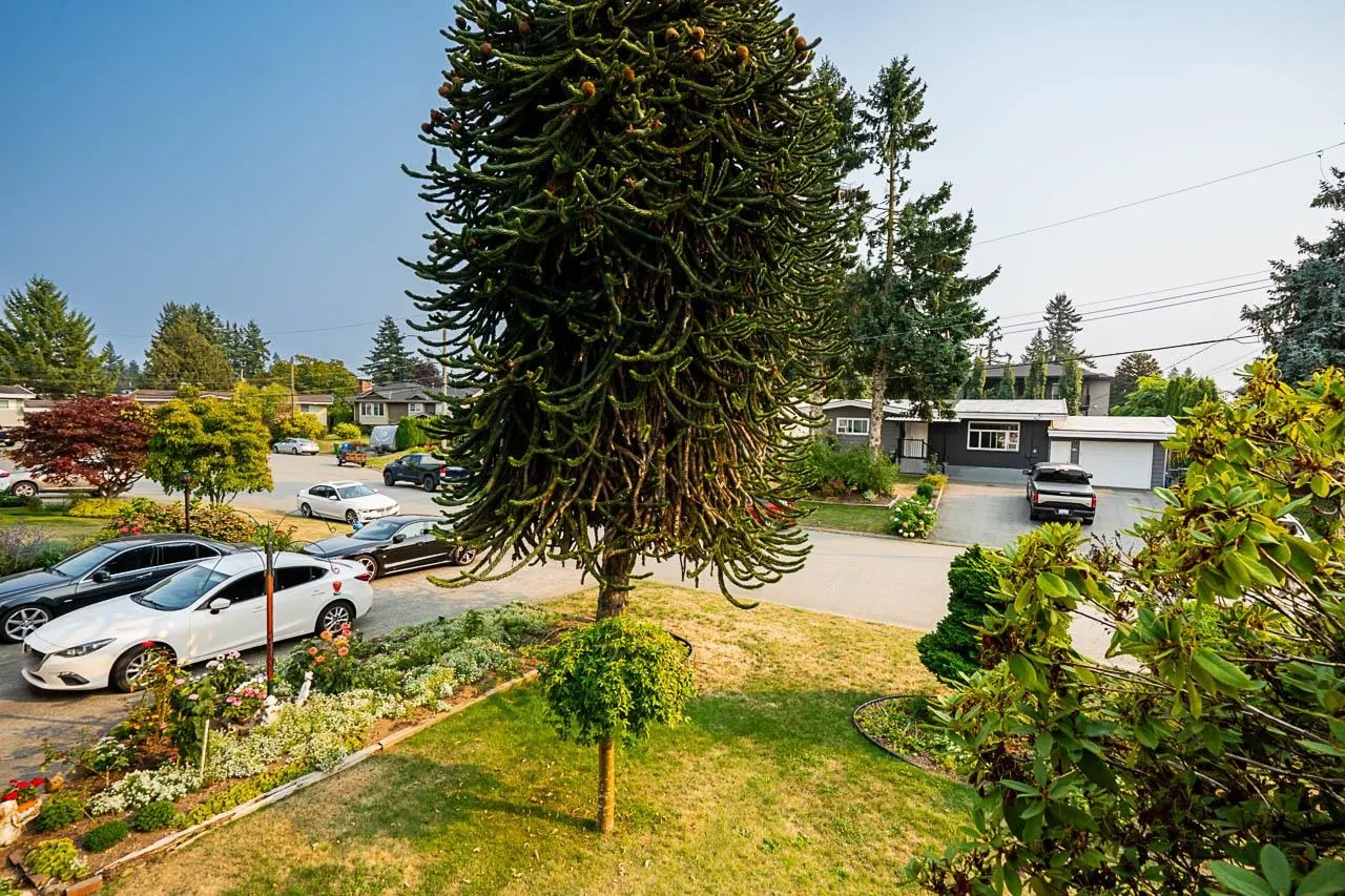 2134 Chateau Place