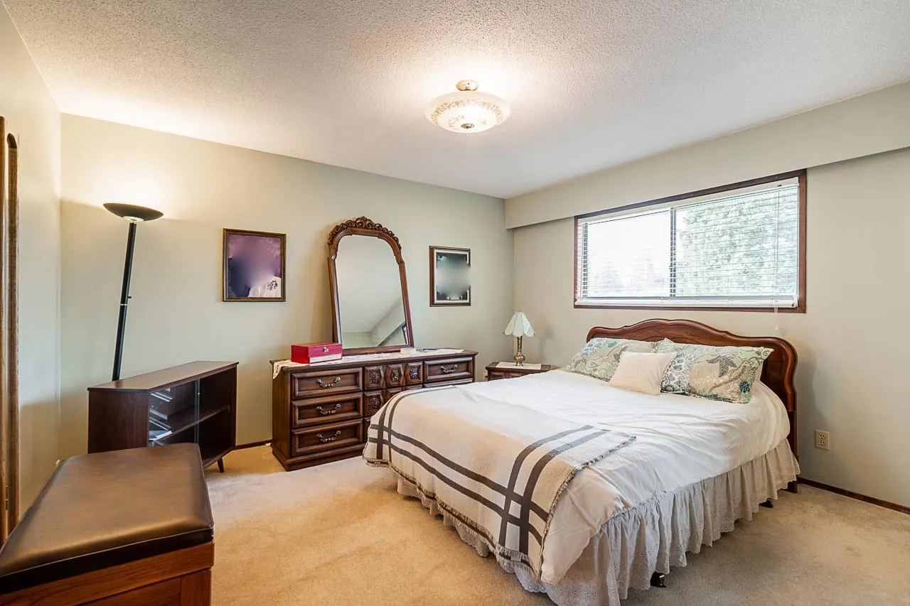 2134 Chateau Place