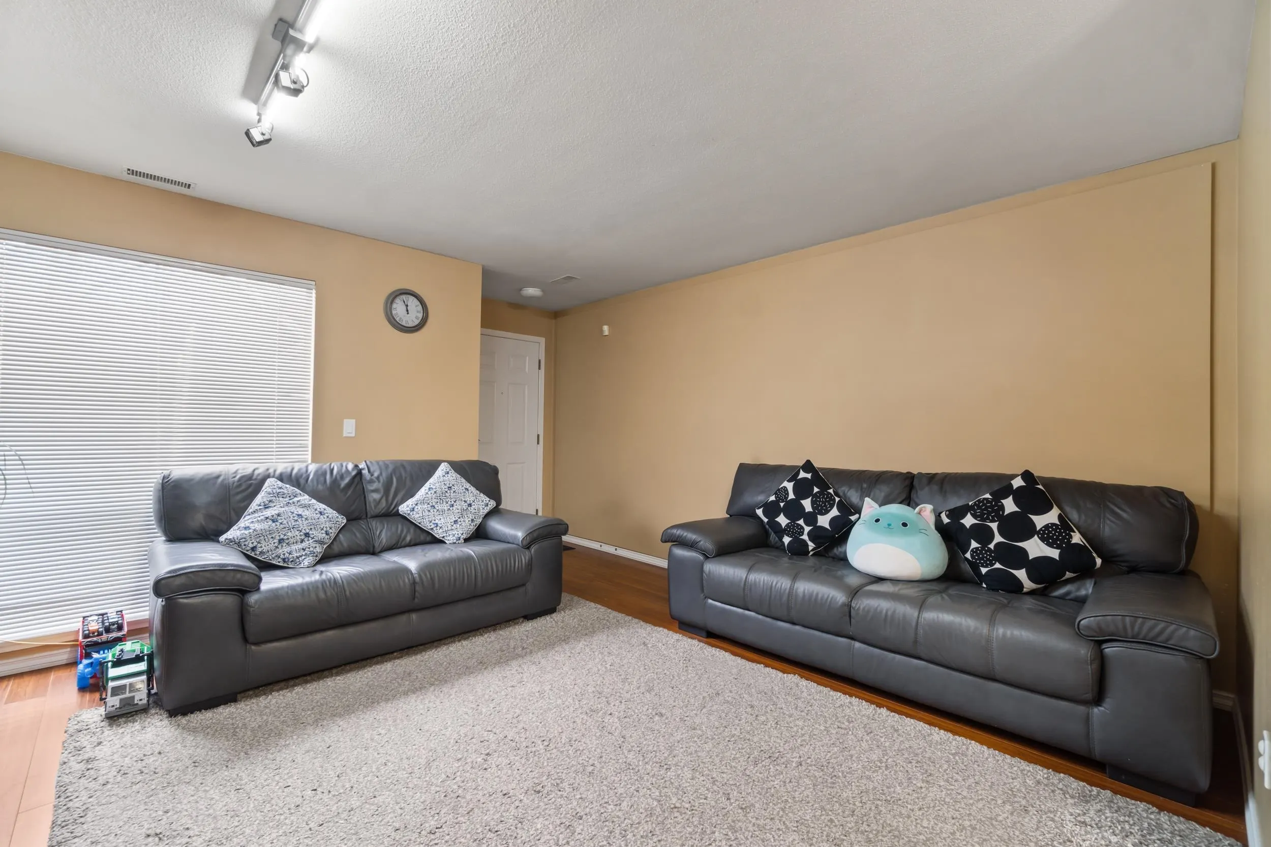 62 13706 74 Avenue