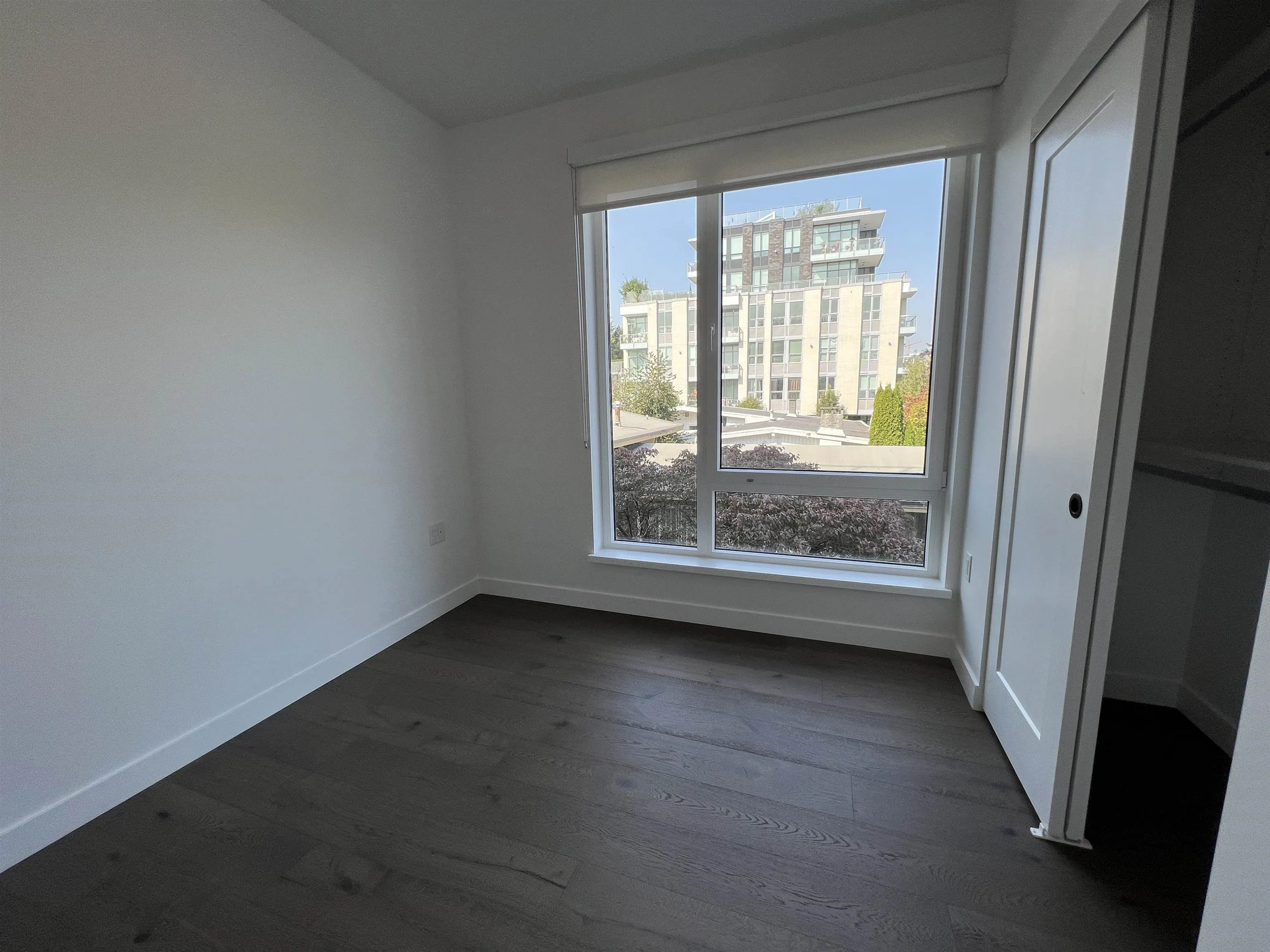 305 6859 Cambie Street
