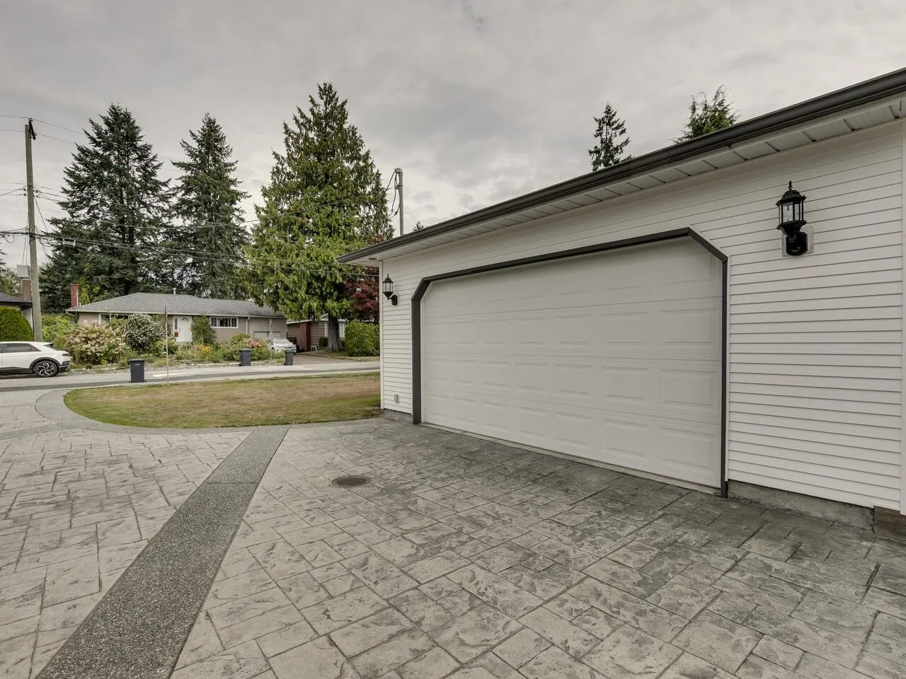 443 Glencoe Drive
