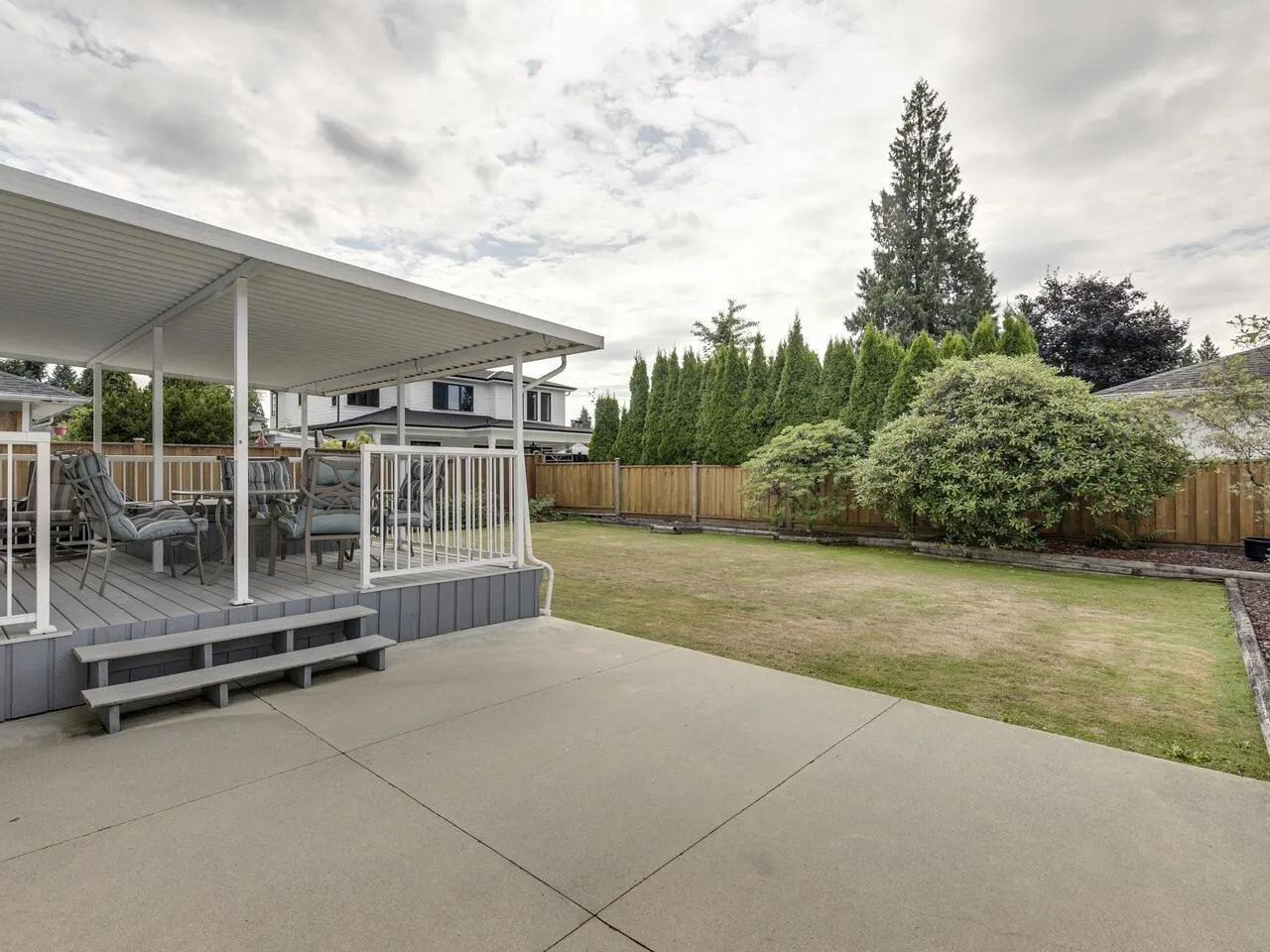 443 Glencoe Drive