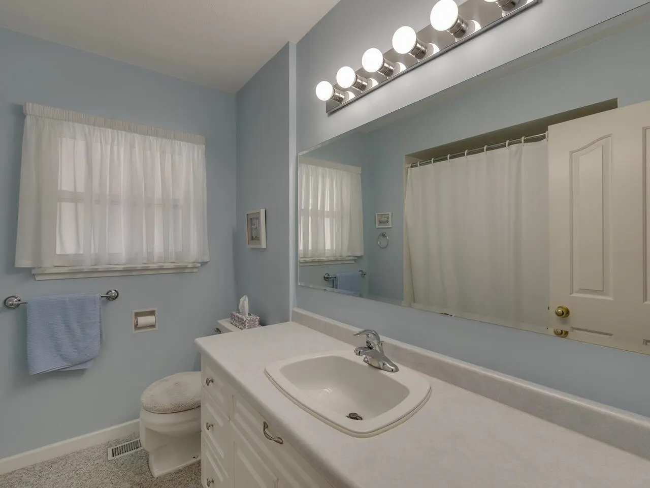 443 Glencoe Drive