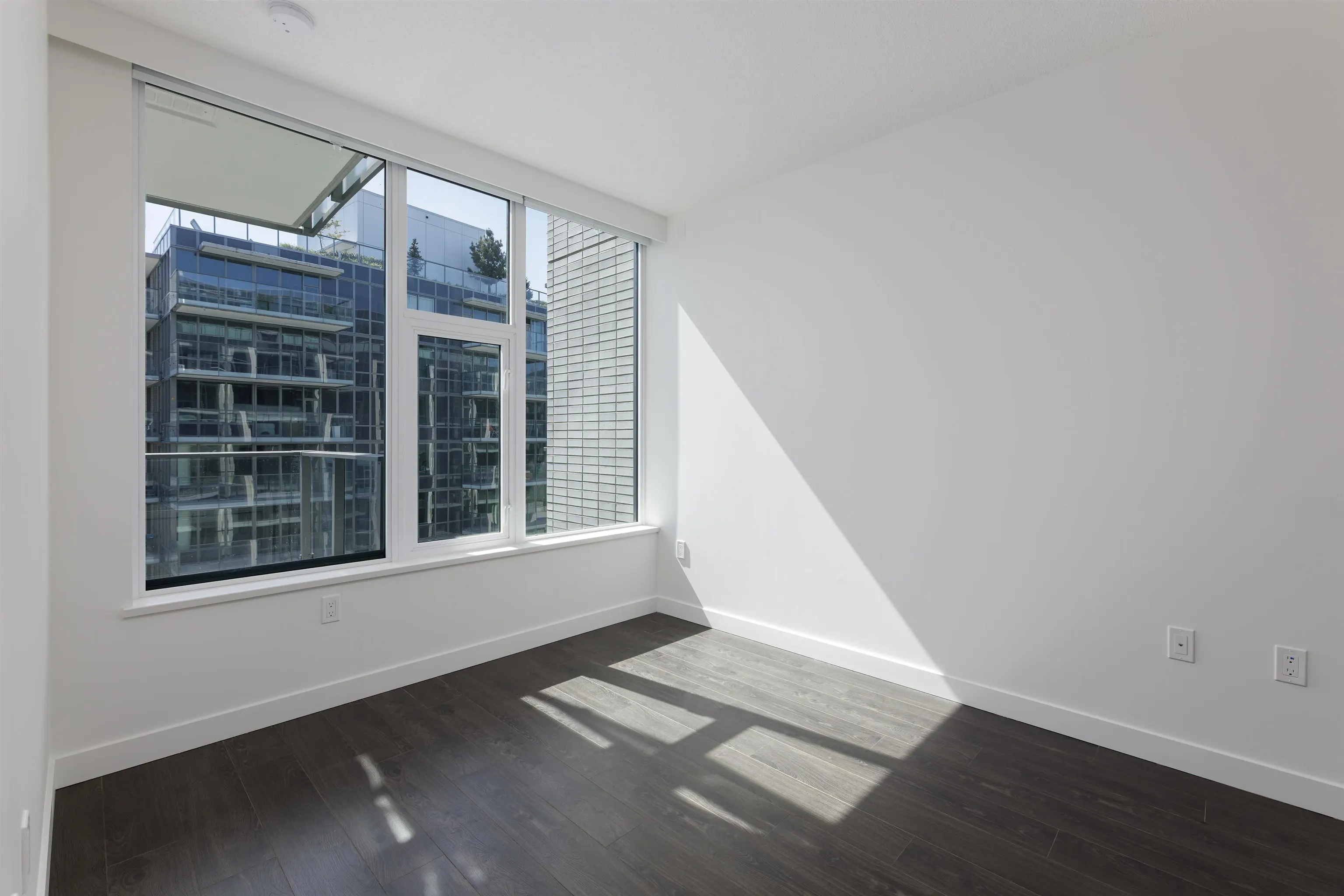 1083 8671 Hazelbridge Way