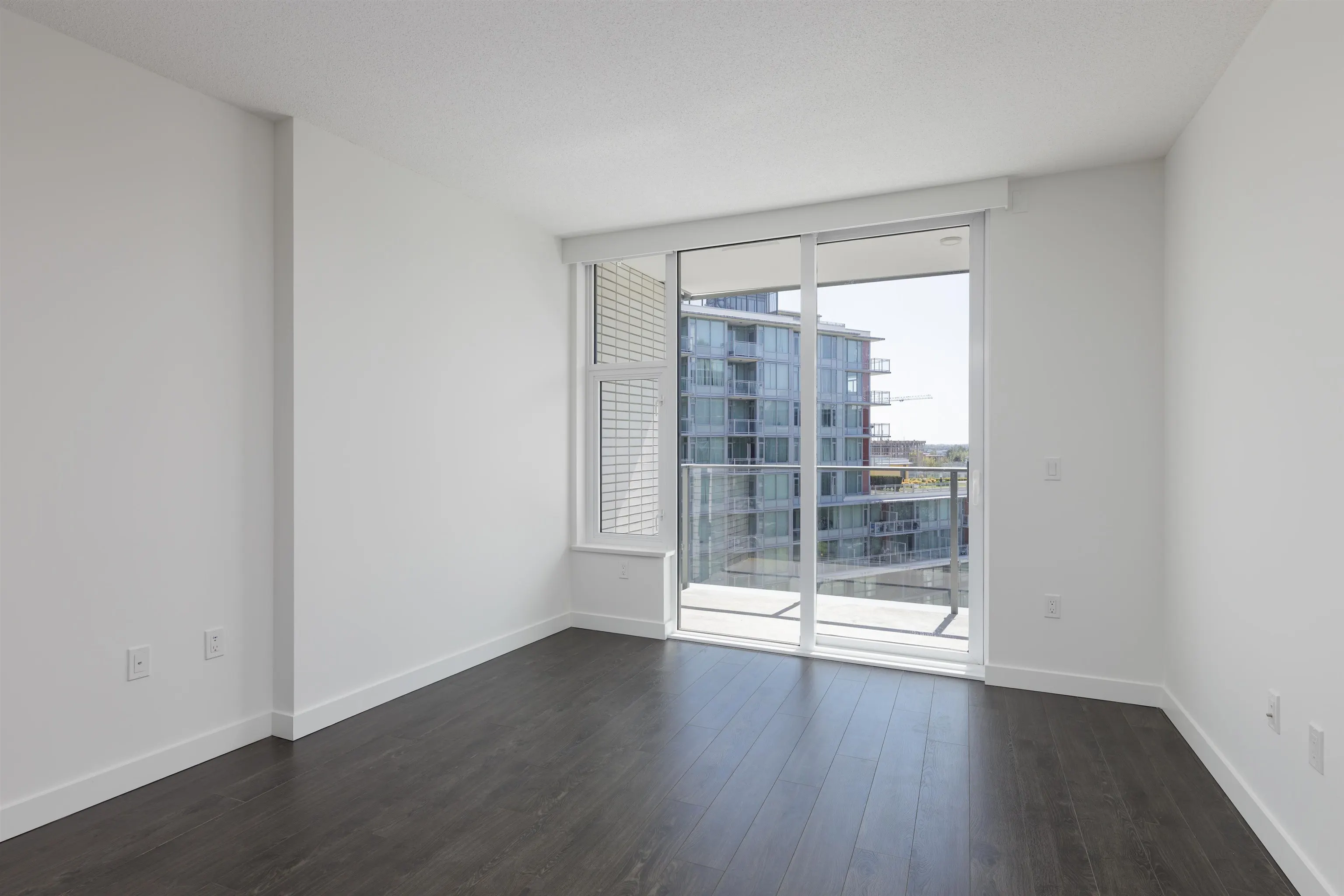 1083 8671 Hazelbridge Way