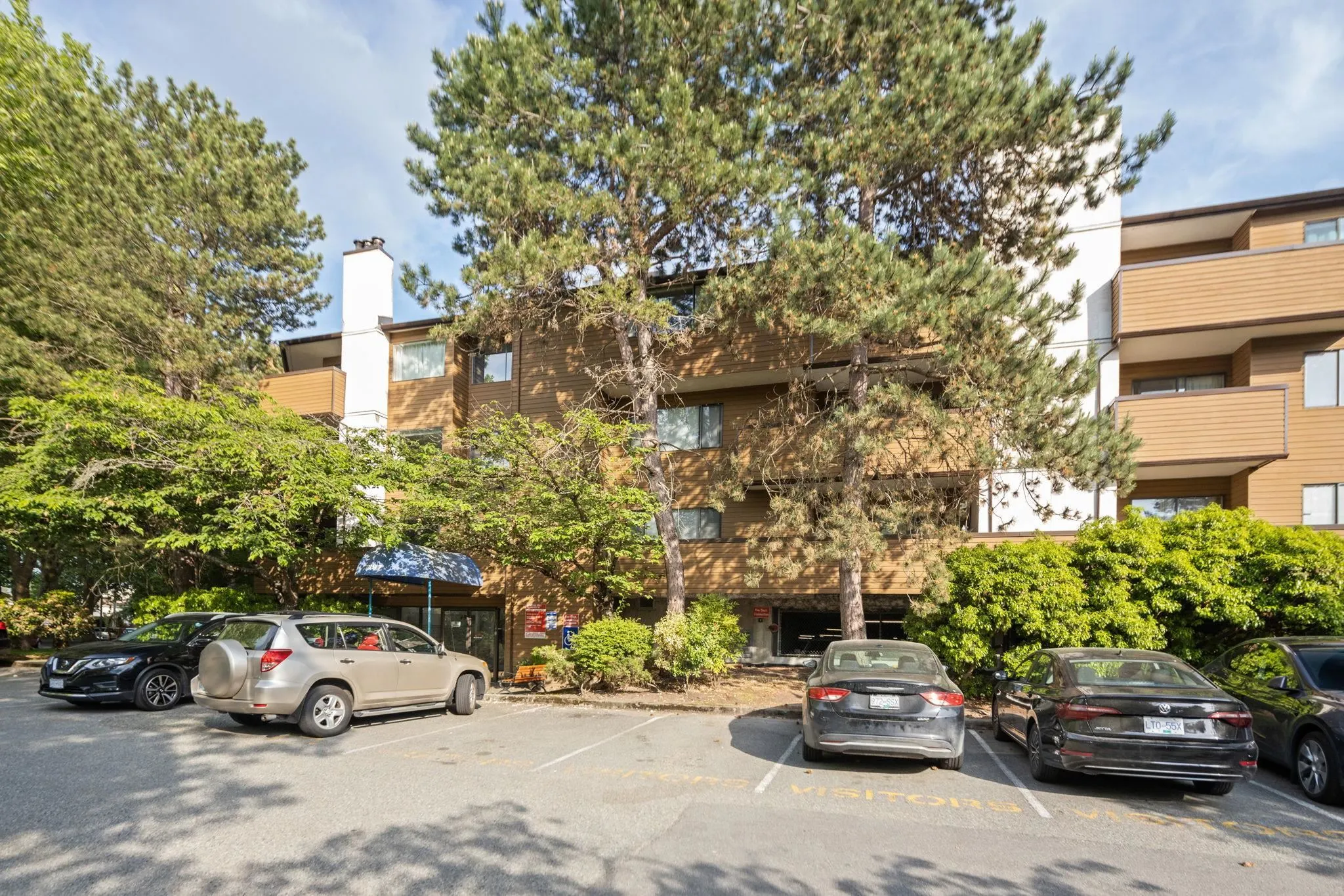 122 7297 Moffatt Road