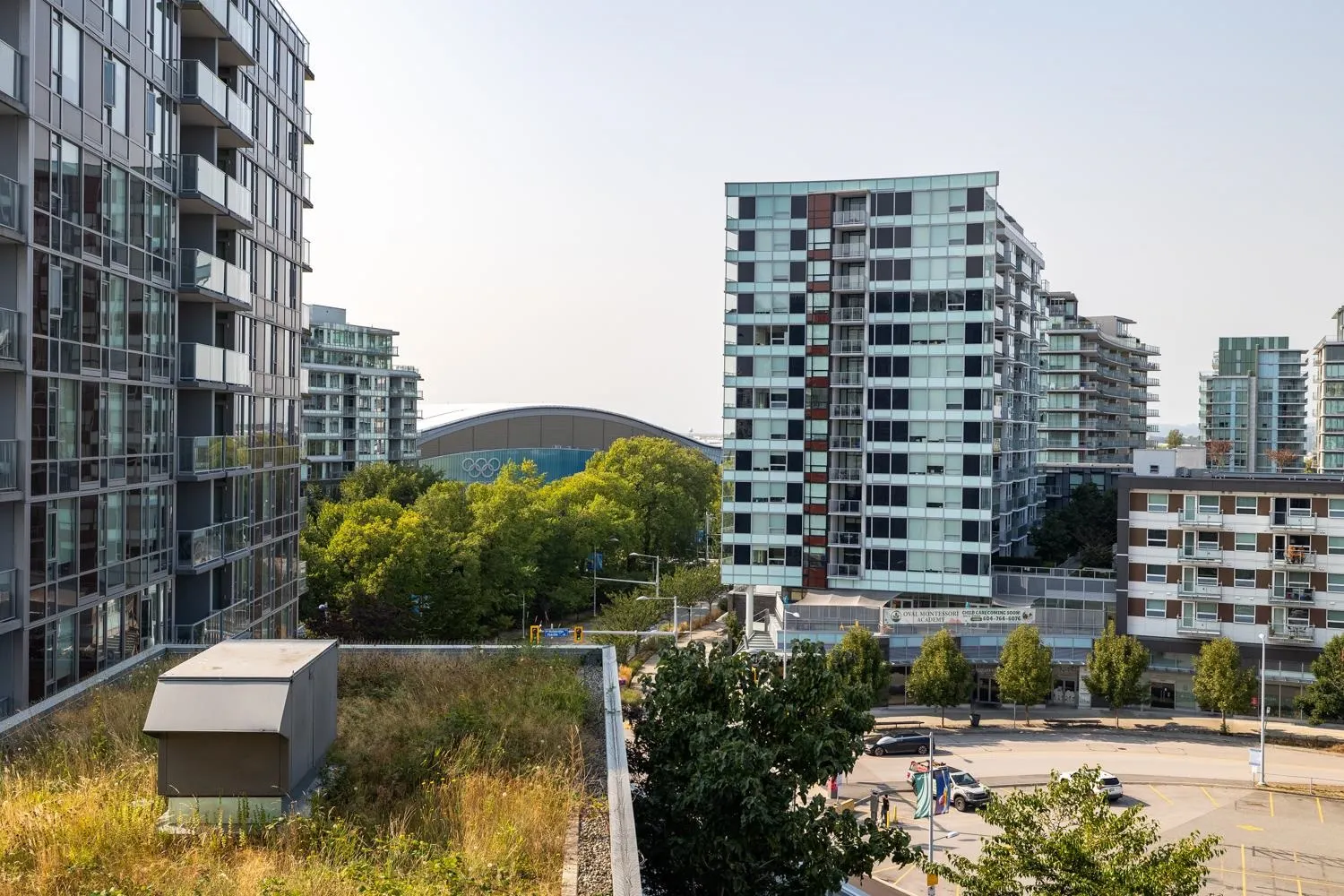 906 7488 Lansdowne Road