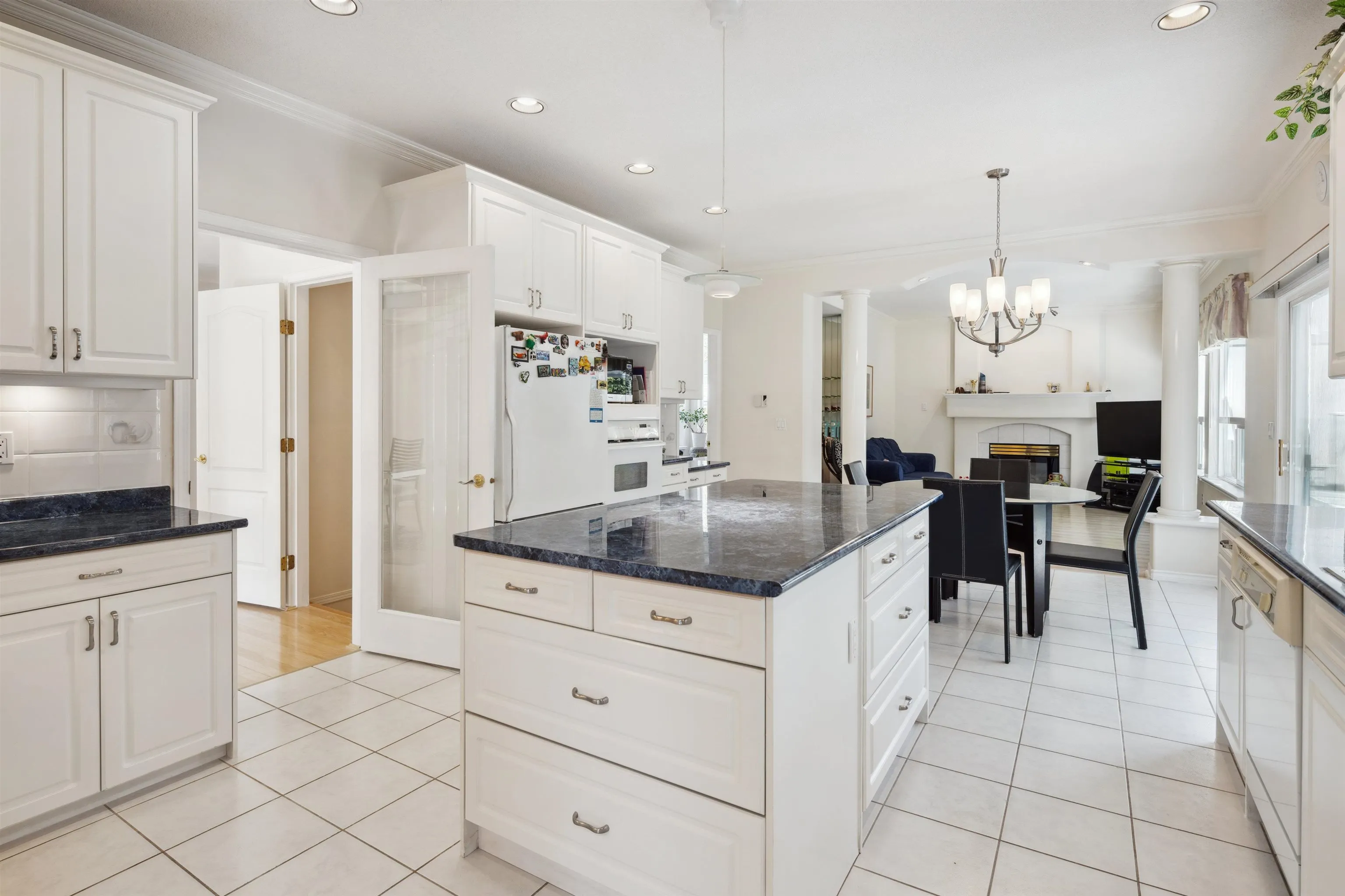 2525 Sapphire Place