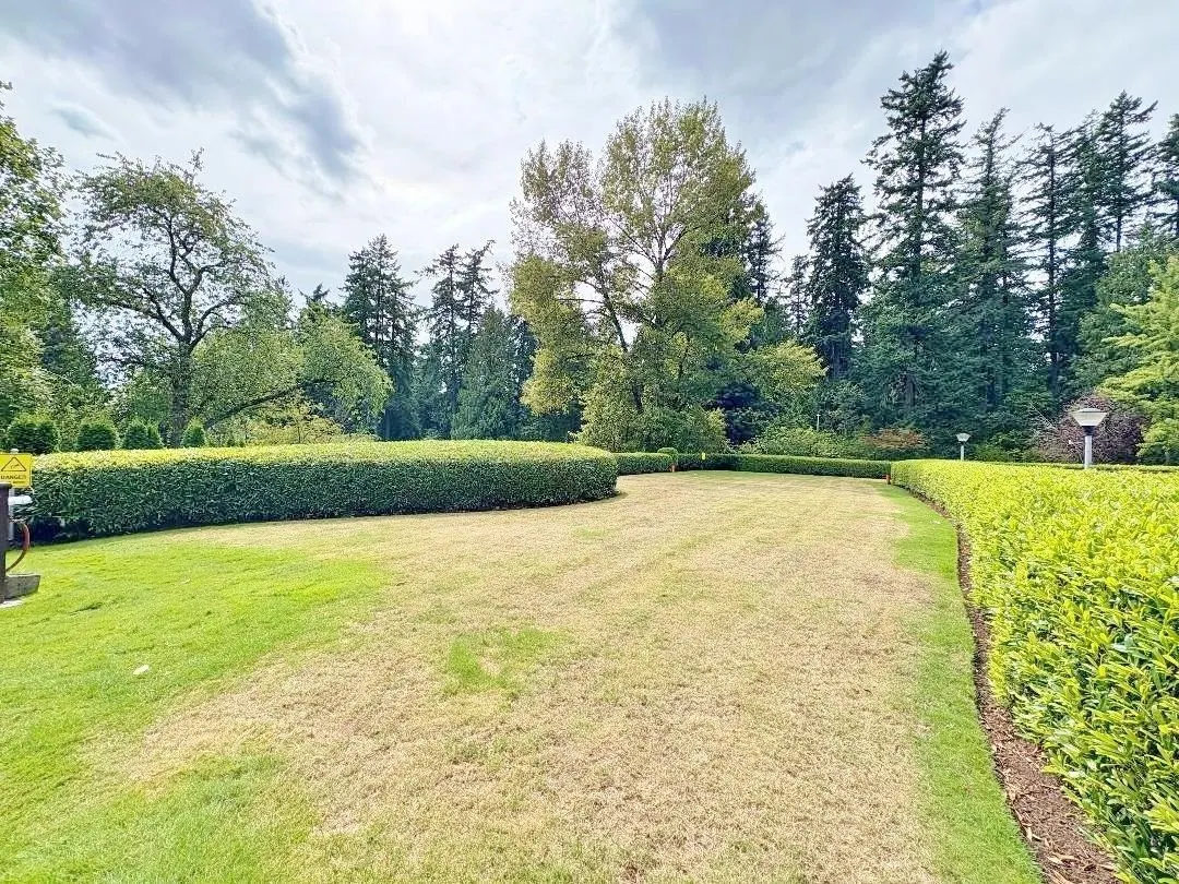 1006 4194 Maywood Street