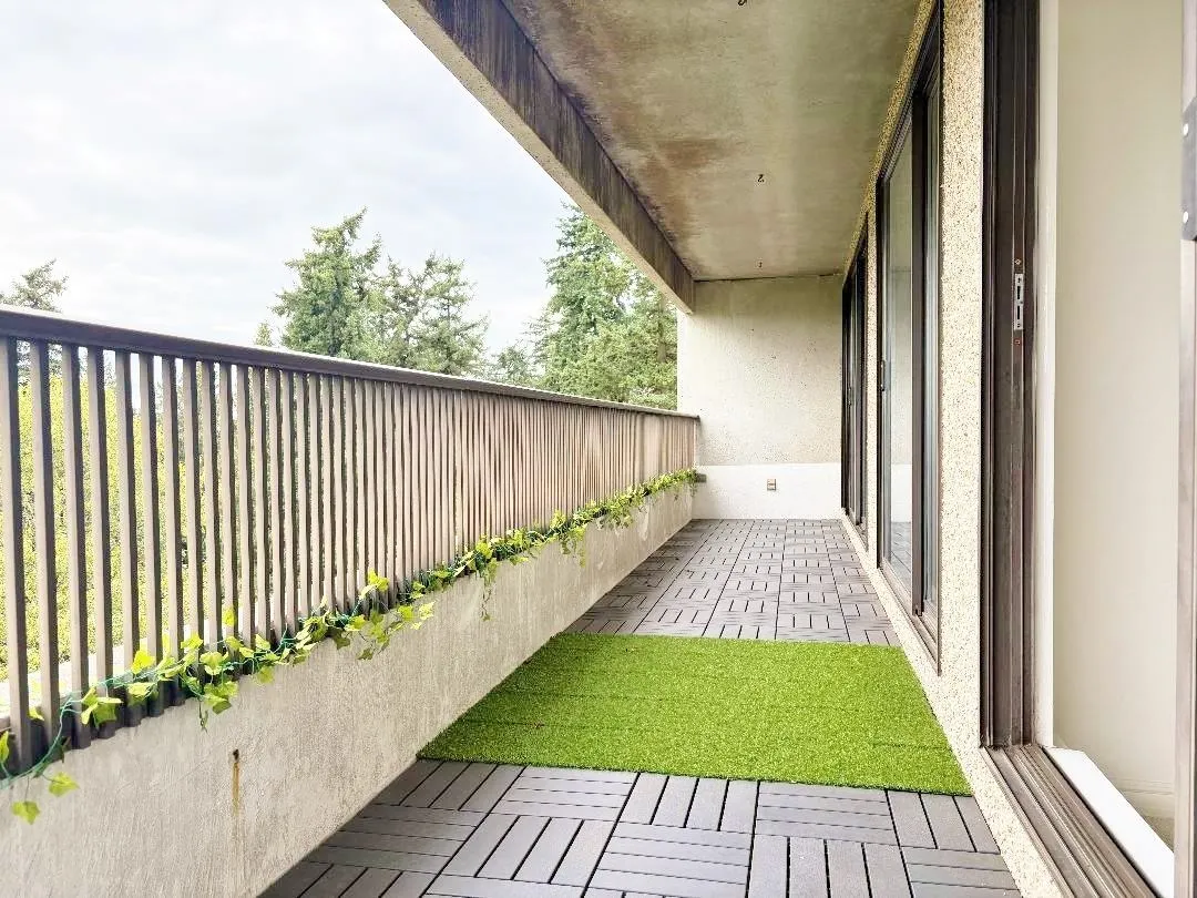 1006 4194 Maywood Street