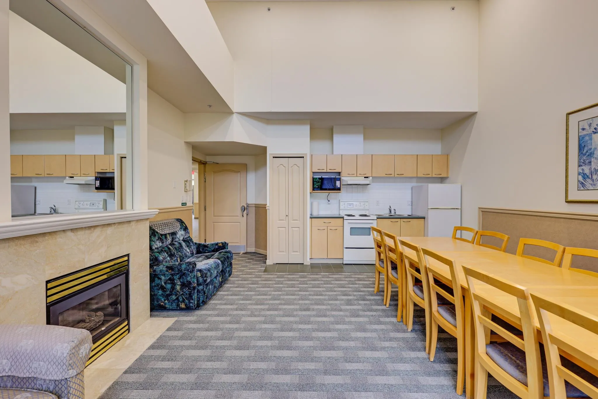 1803 6622 Southoaks Crescent