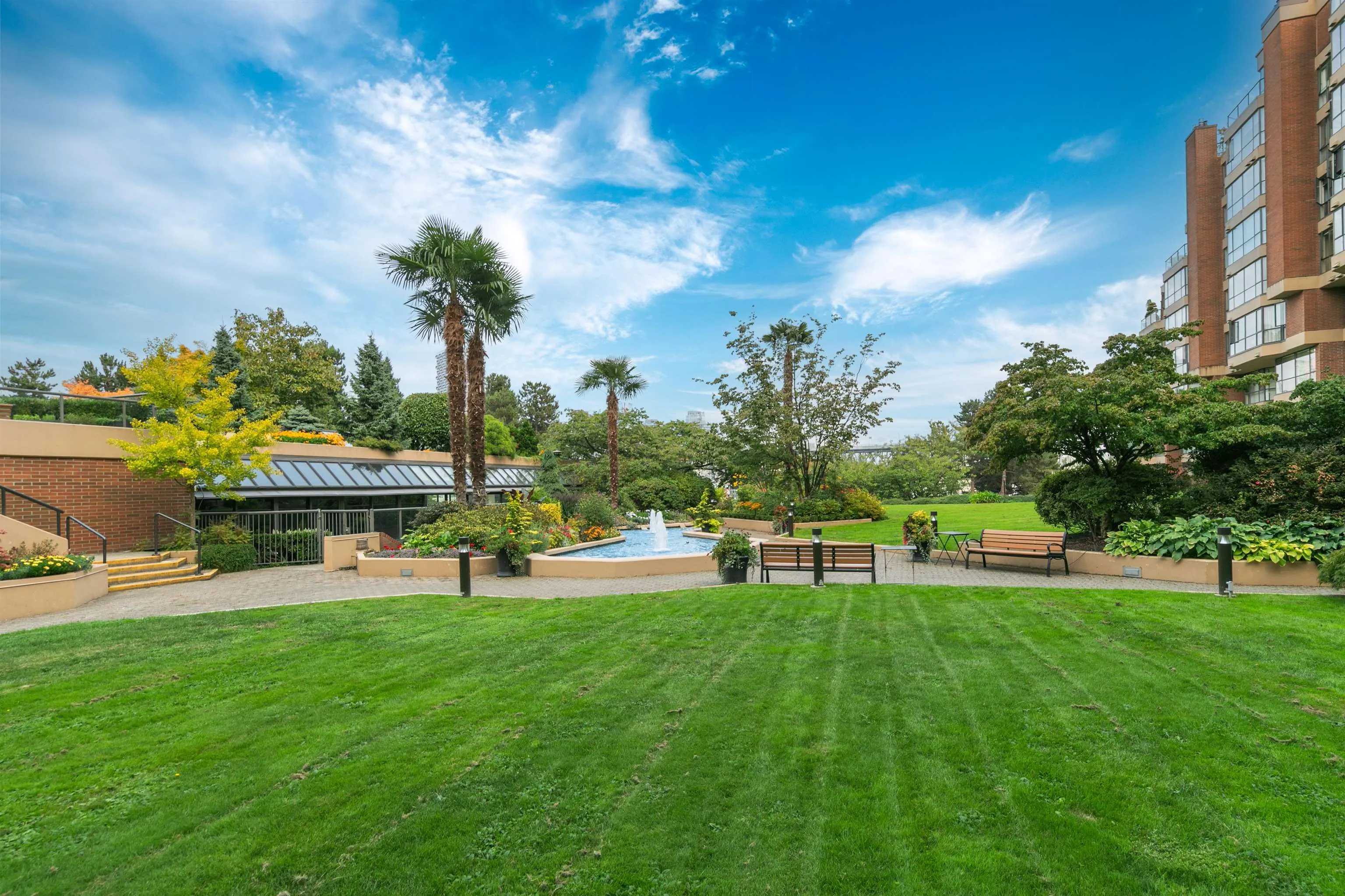 704 1450 Pennyfarthing Drive