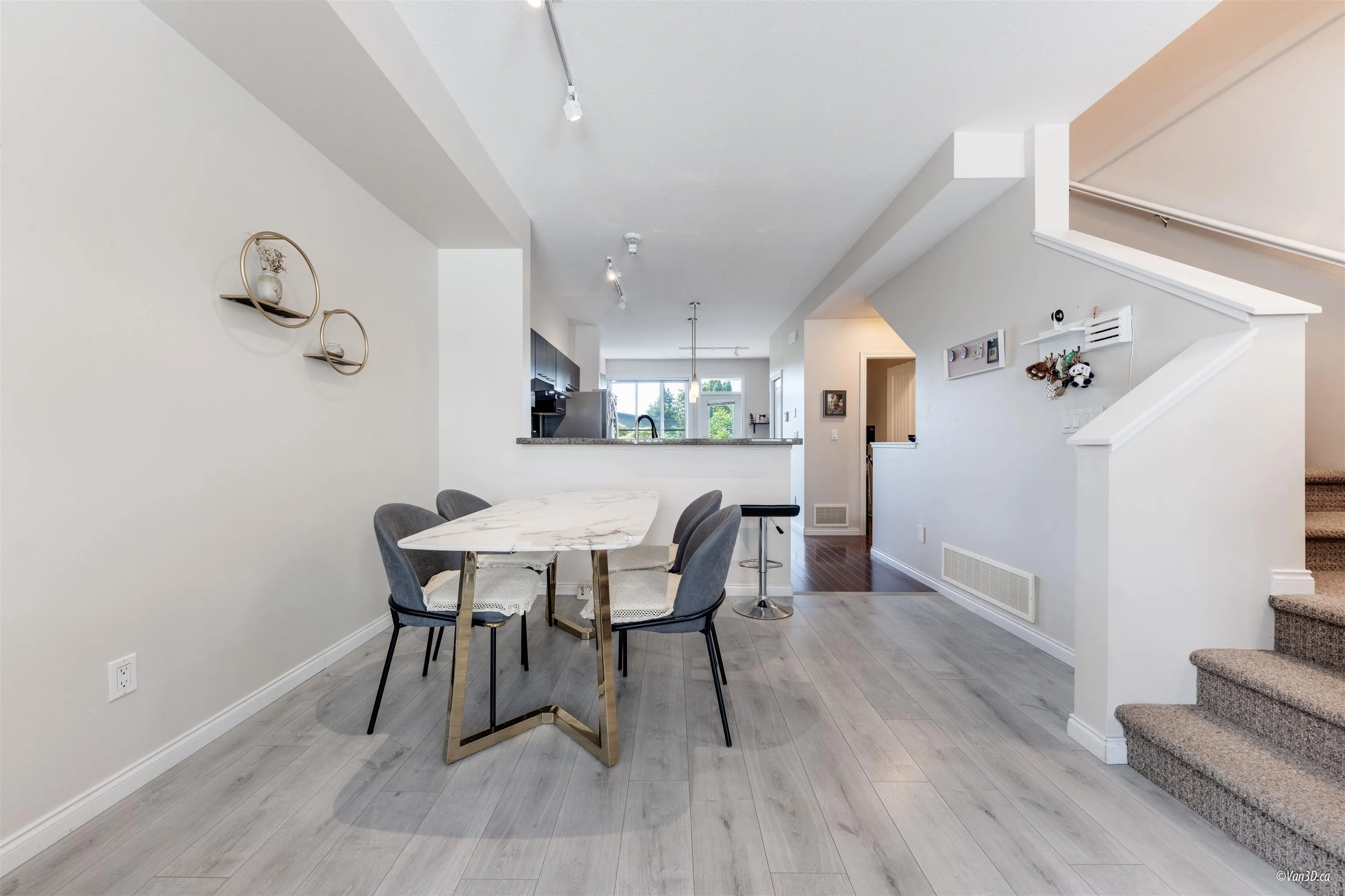 22 8080 Francis Road
