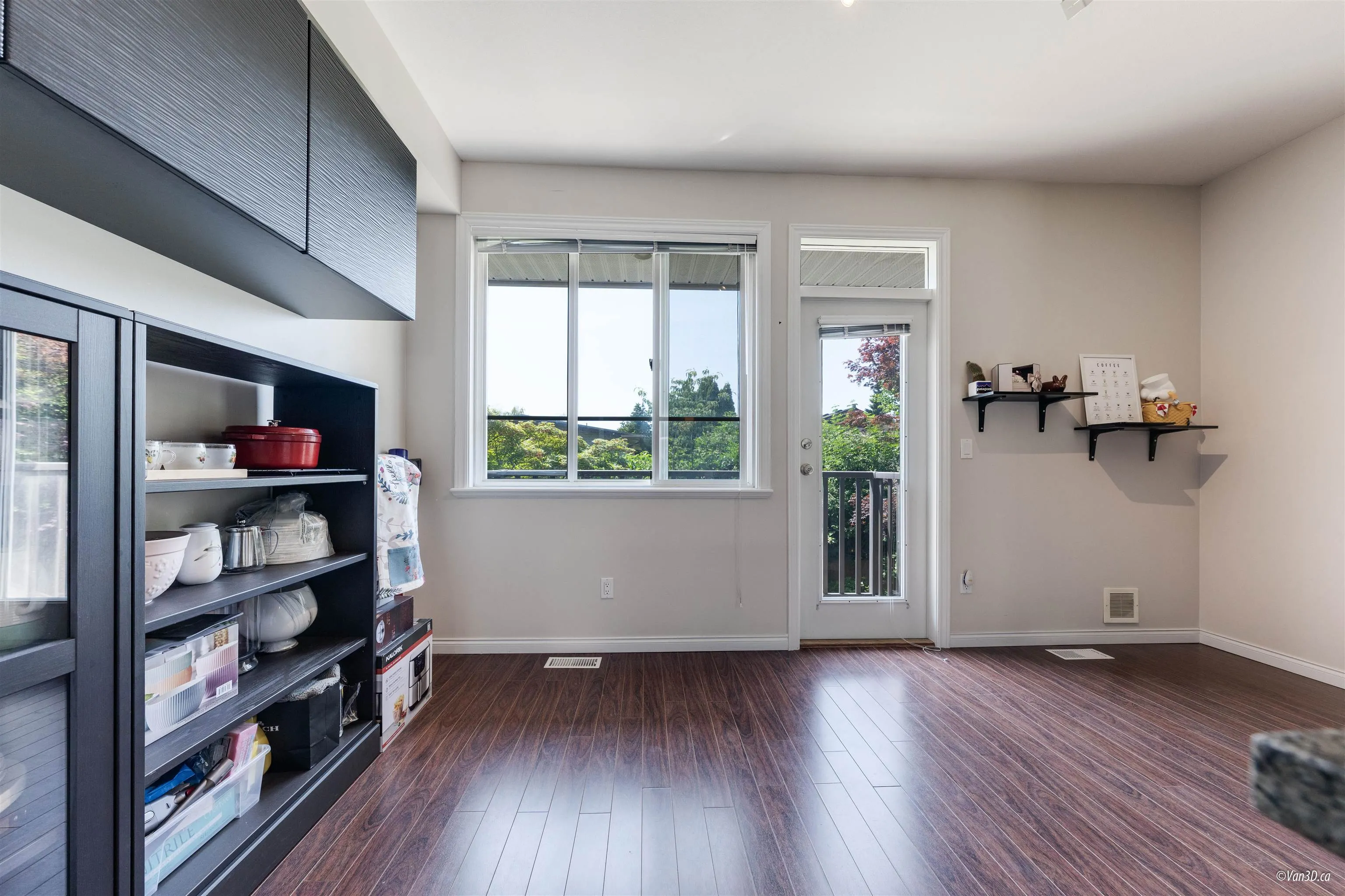 22 8080 Francis Road