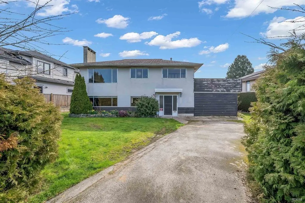8620 Camden Cre