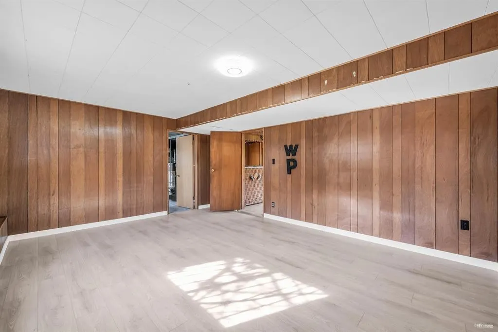 8620 Camden Cre
