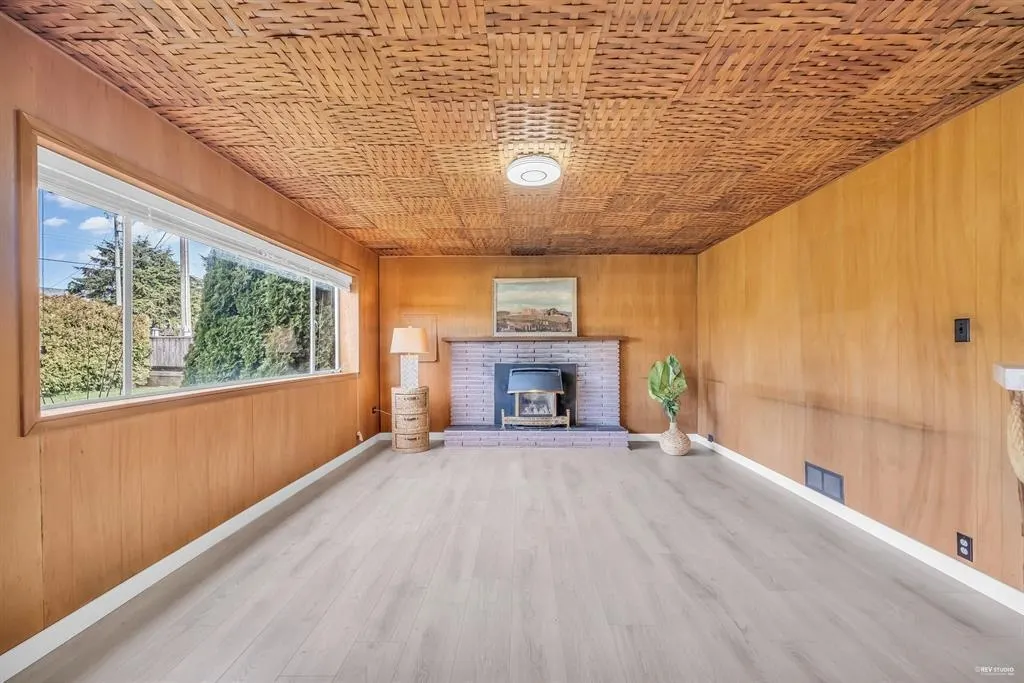 8620 Camden Cre