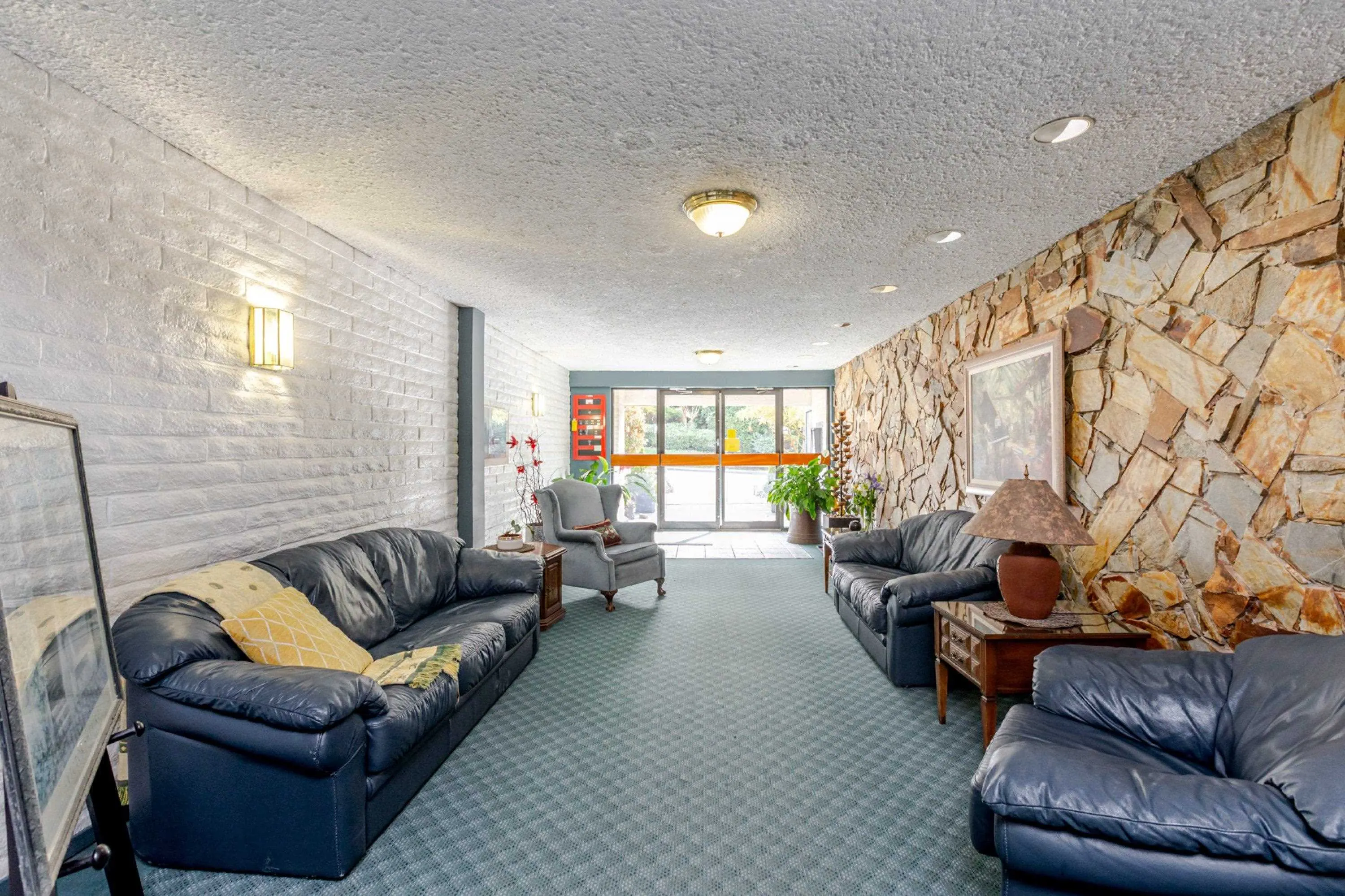 #304 1351 Martin Street