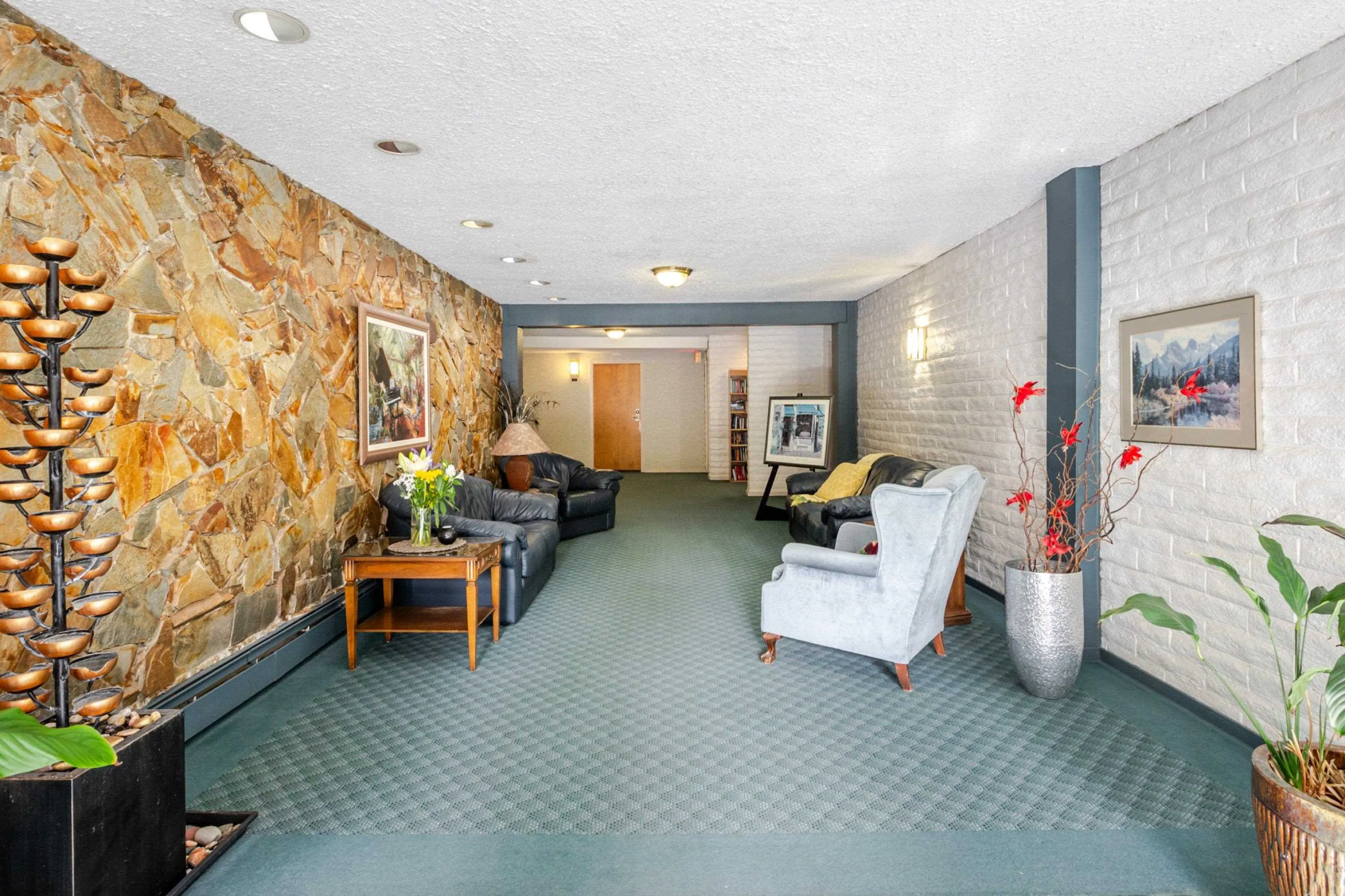 #304 1351 Martin Street