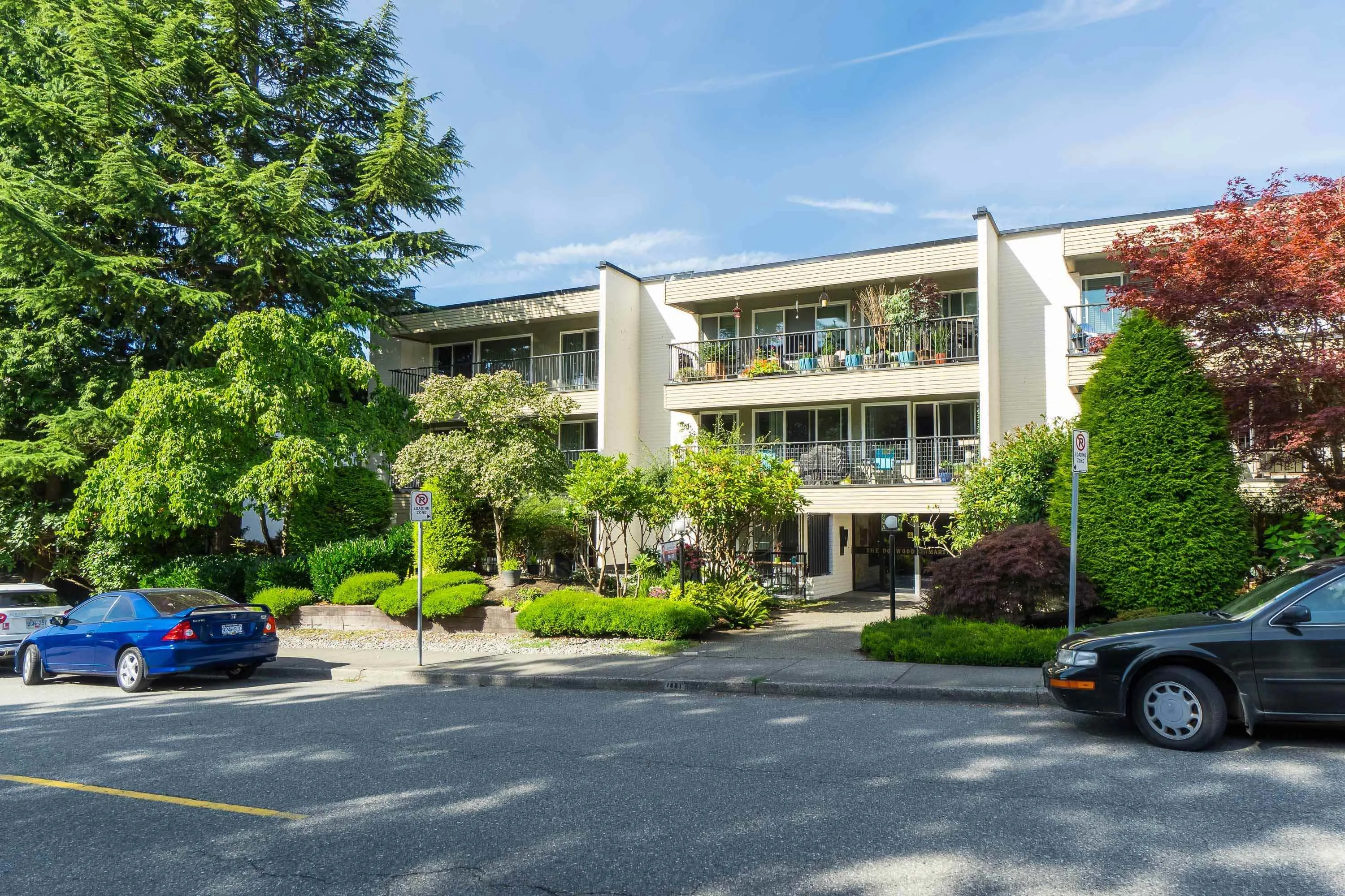 #304 1351 Martin Street