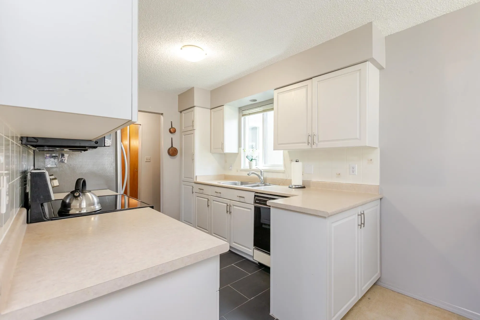 #304 1351 Martin Street