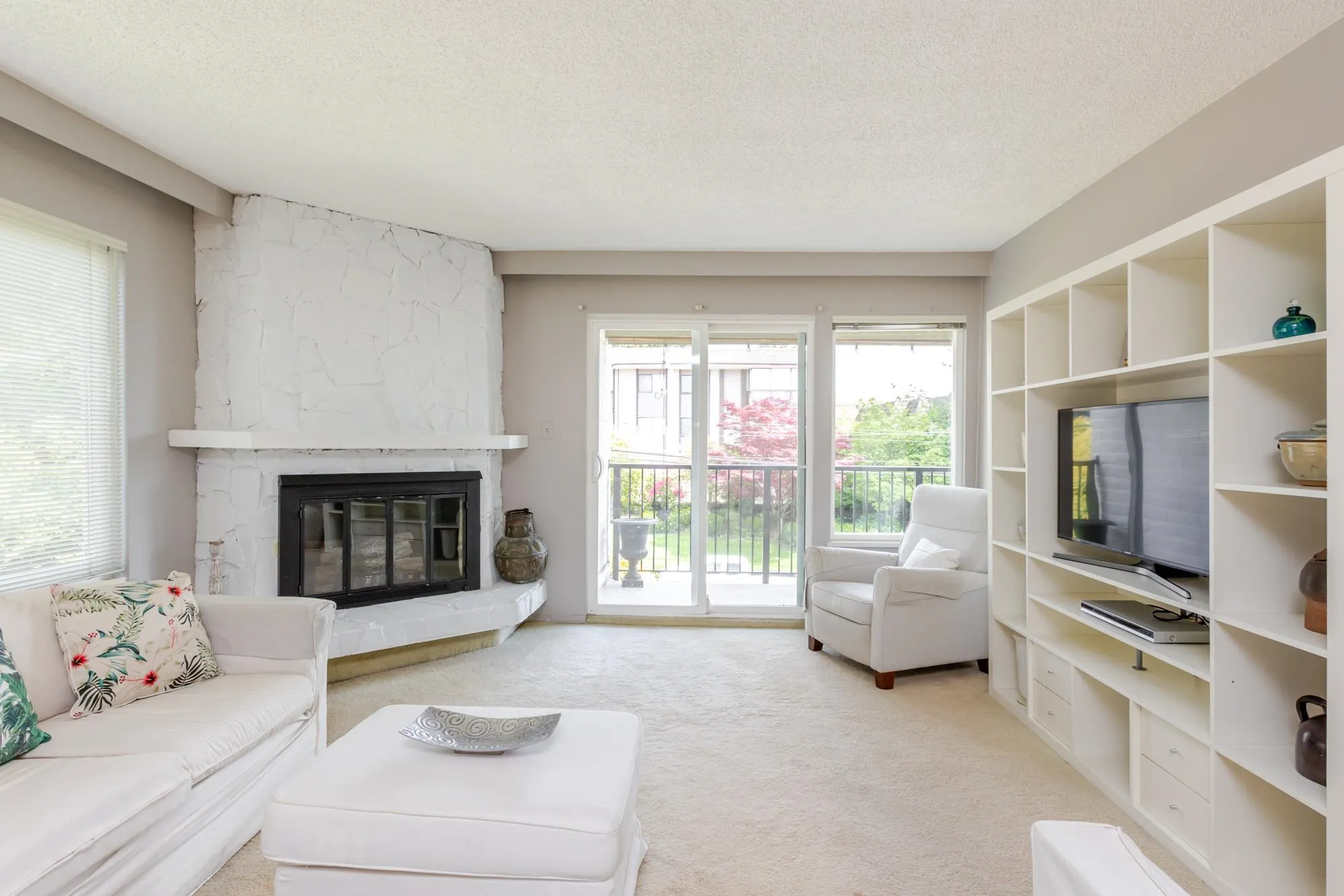 #304 1351 Martin Street