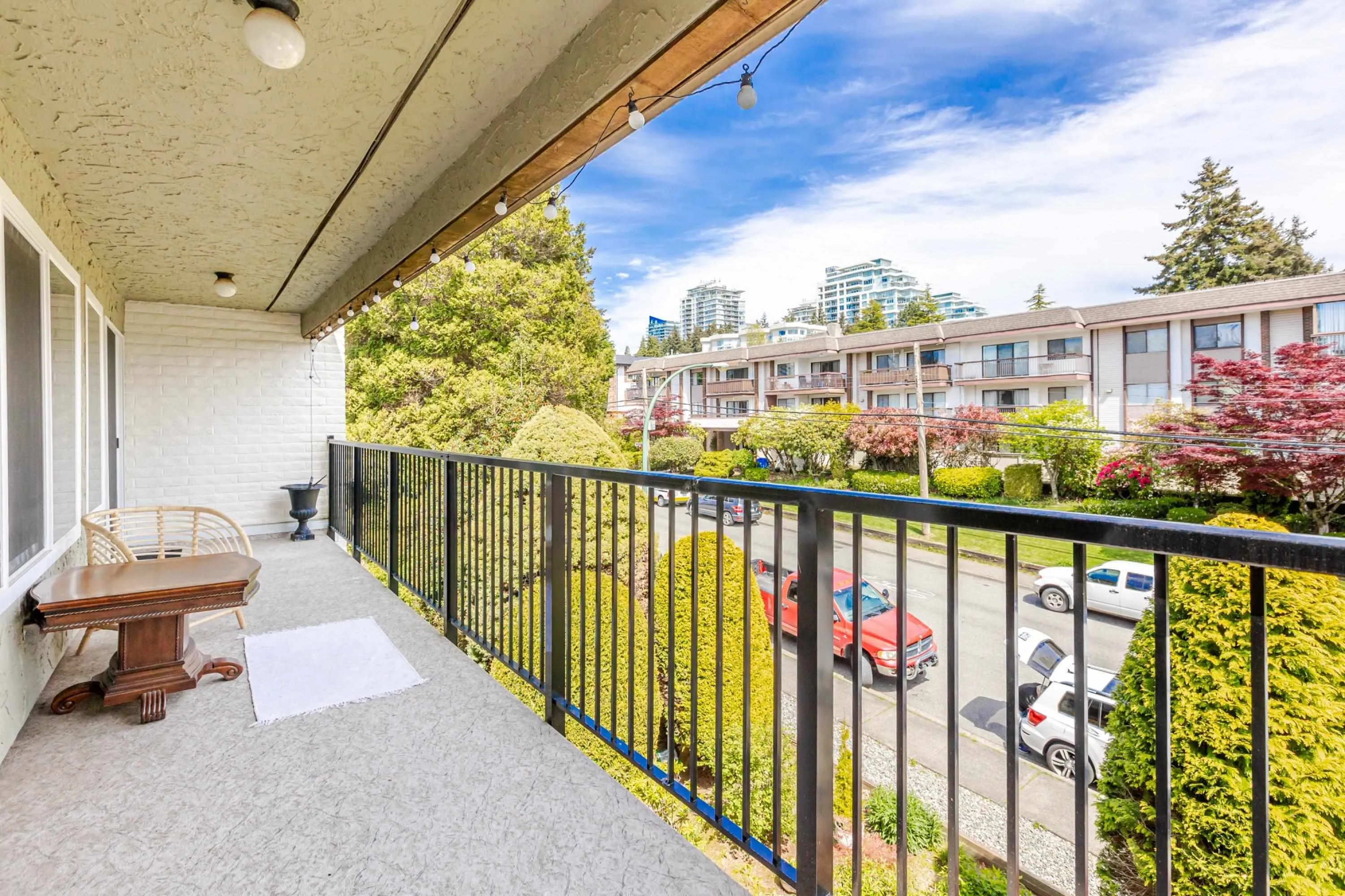 #304 1351 Martin Street