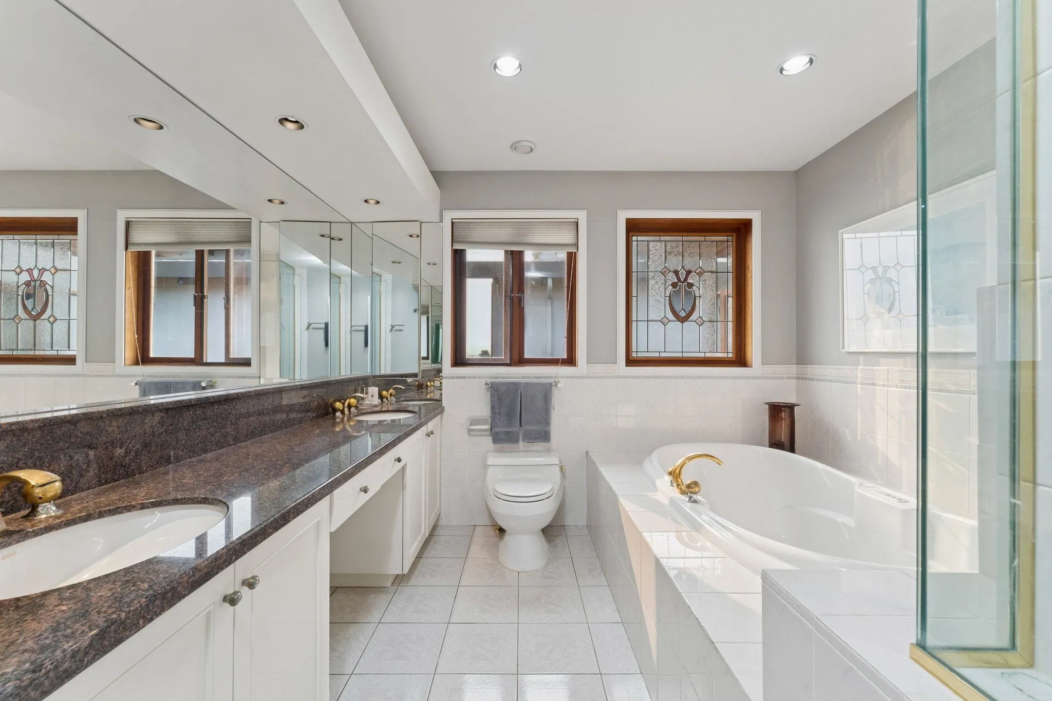 2342 Bellevue Avenue