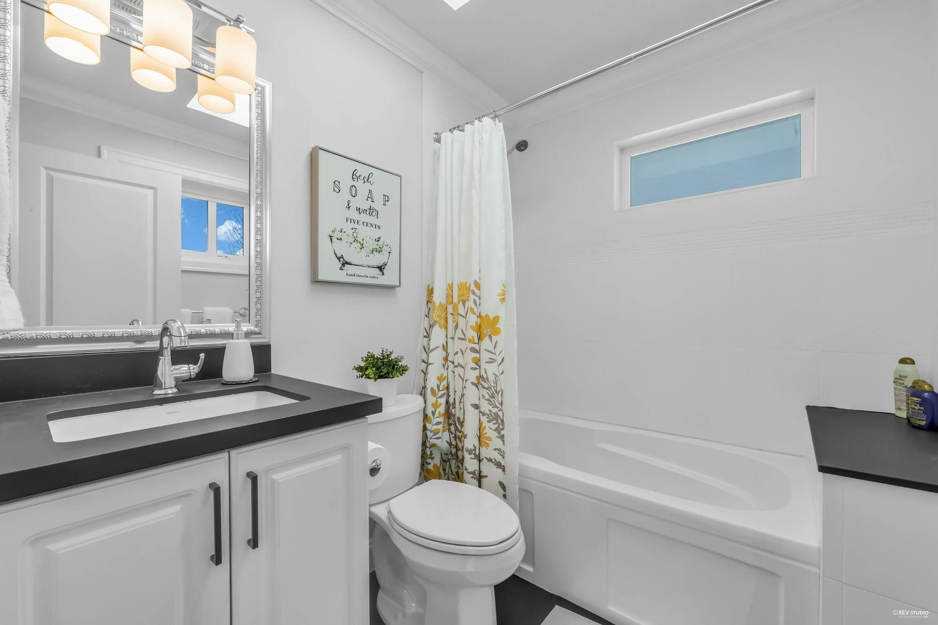 338 W 17th Street