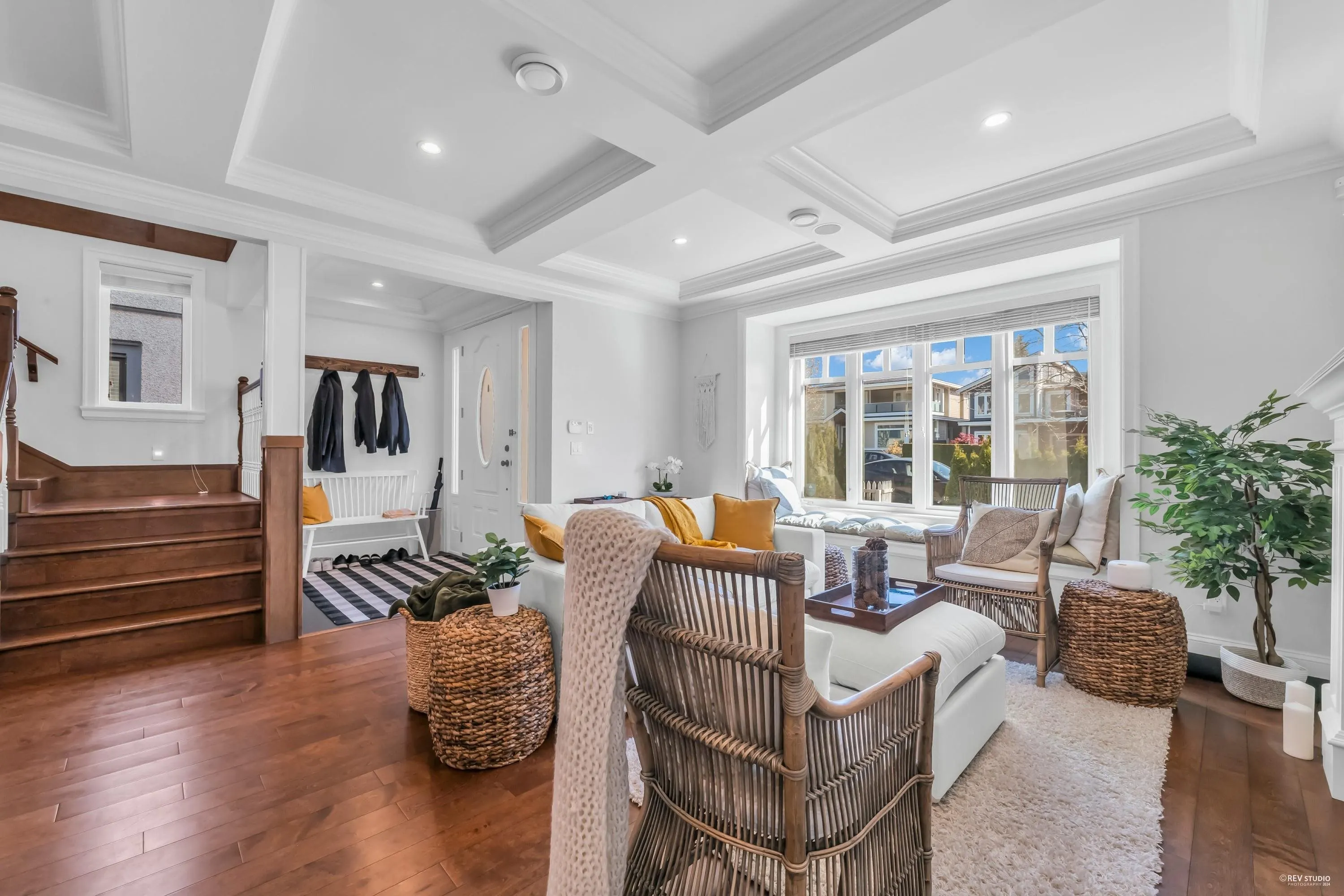 338 W 17th Street