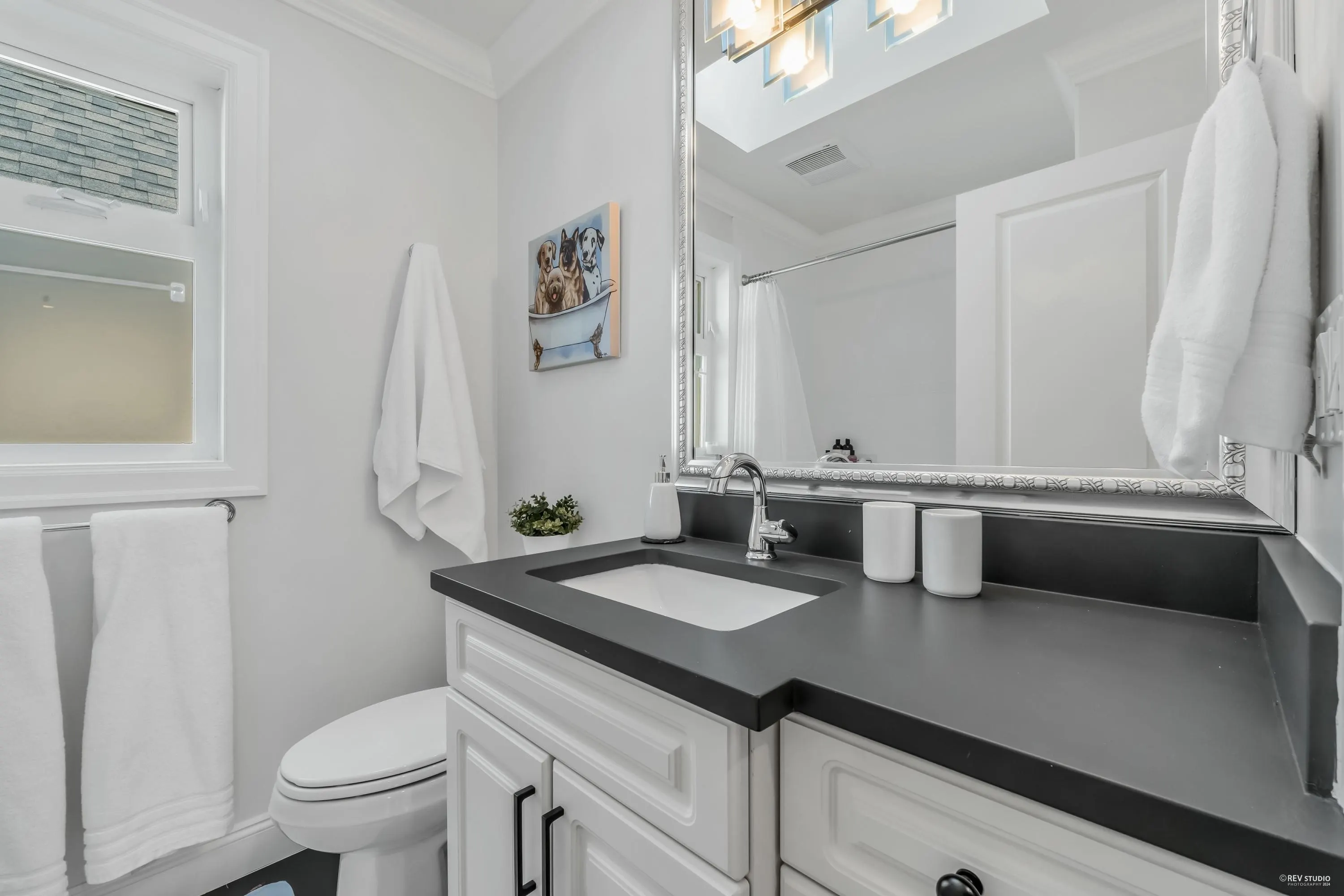 338 W 17th Street