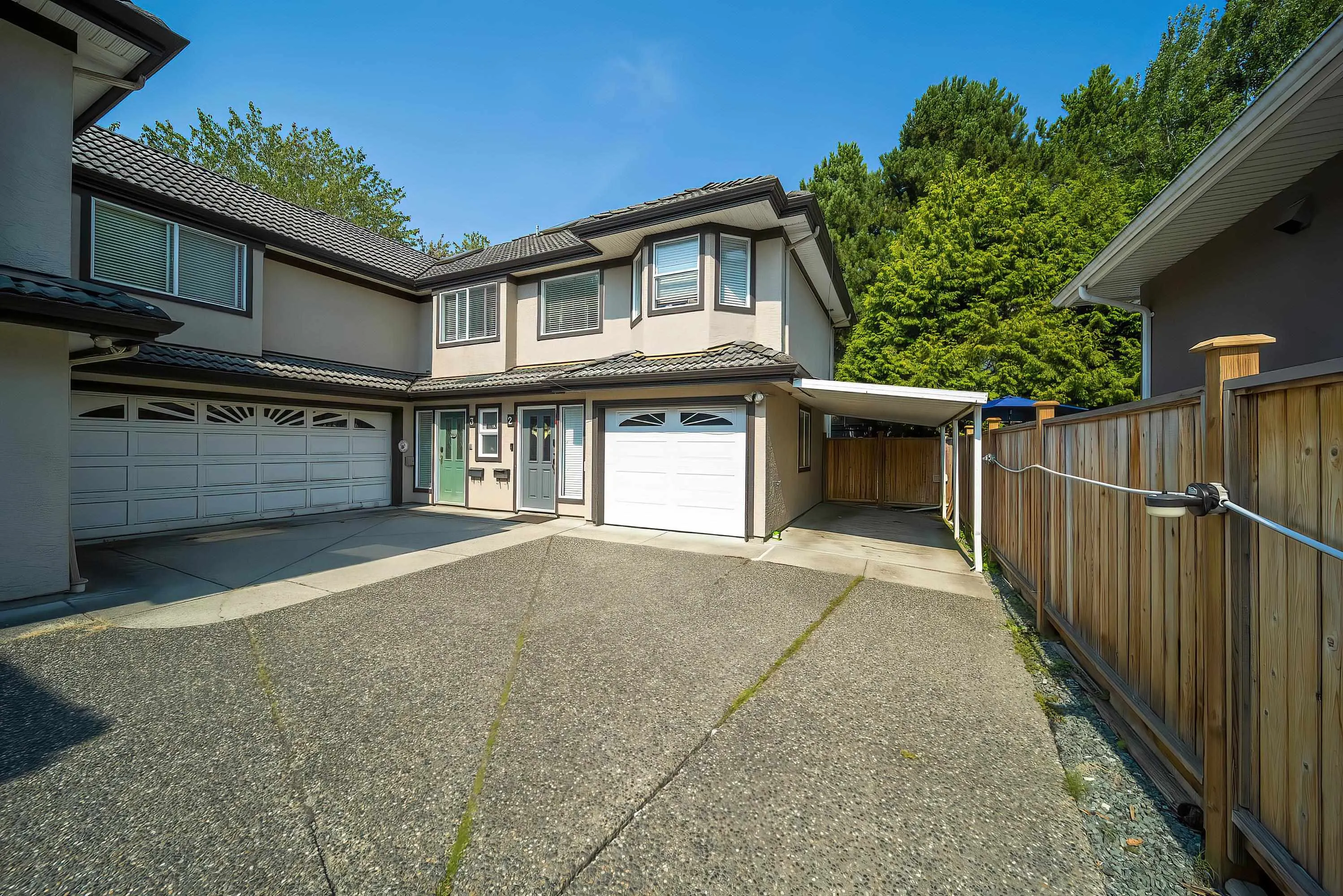 2 8491 Blundell Road